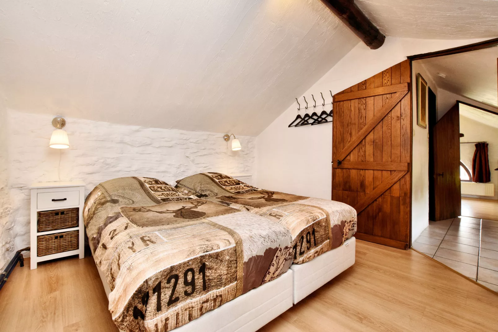 Maison des Contes-Bedroom