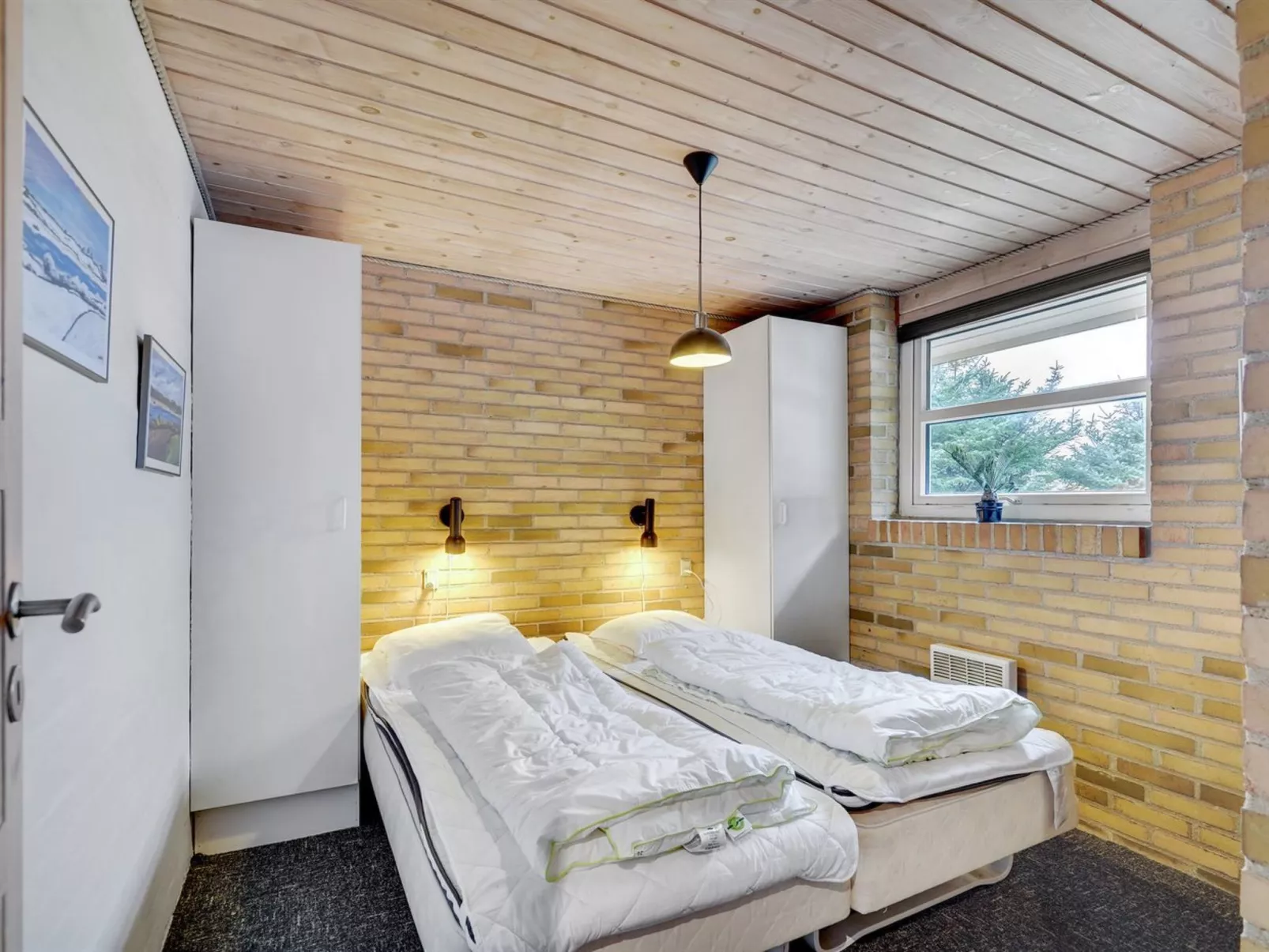 "Ewy" - 300m from the sea-Inside