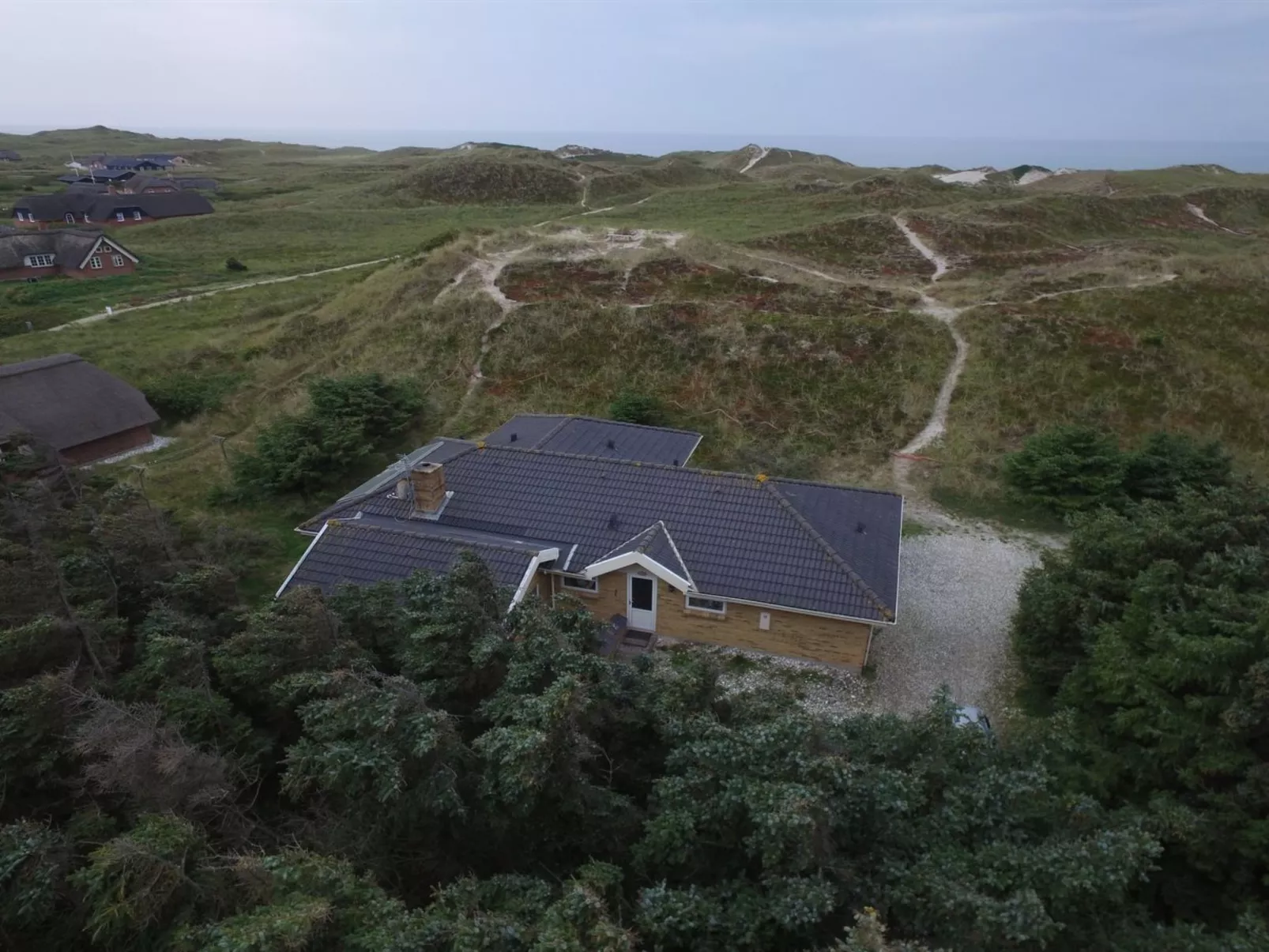 "Ewy" - 300m from the sea-Outside