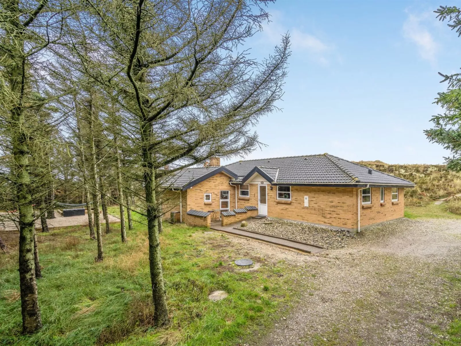 "Ewy" - 300m from the sea-Outside