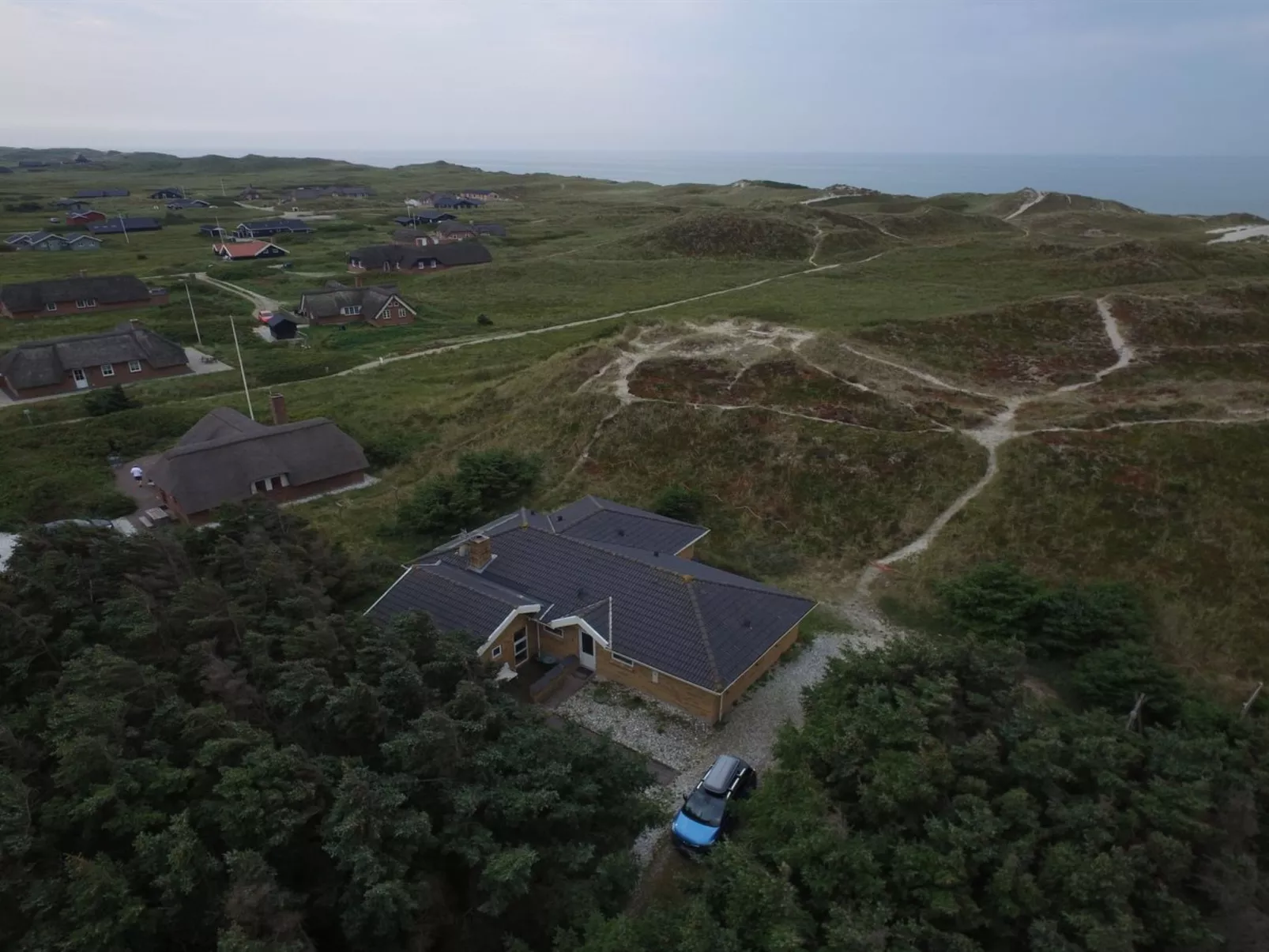 "Ewy" - 300m from the sea-Outside