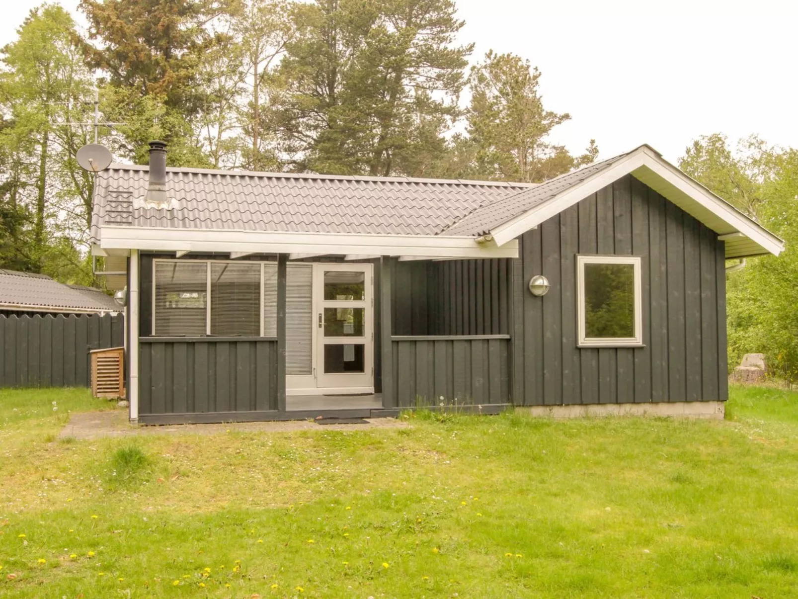 "Ketildor" - 100m from the sea-Drinnen