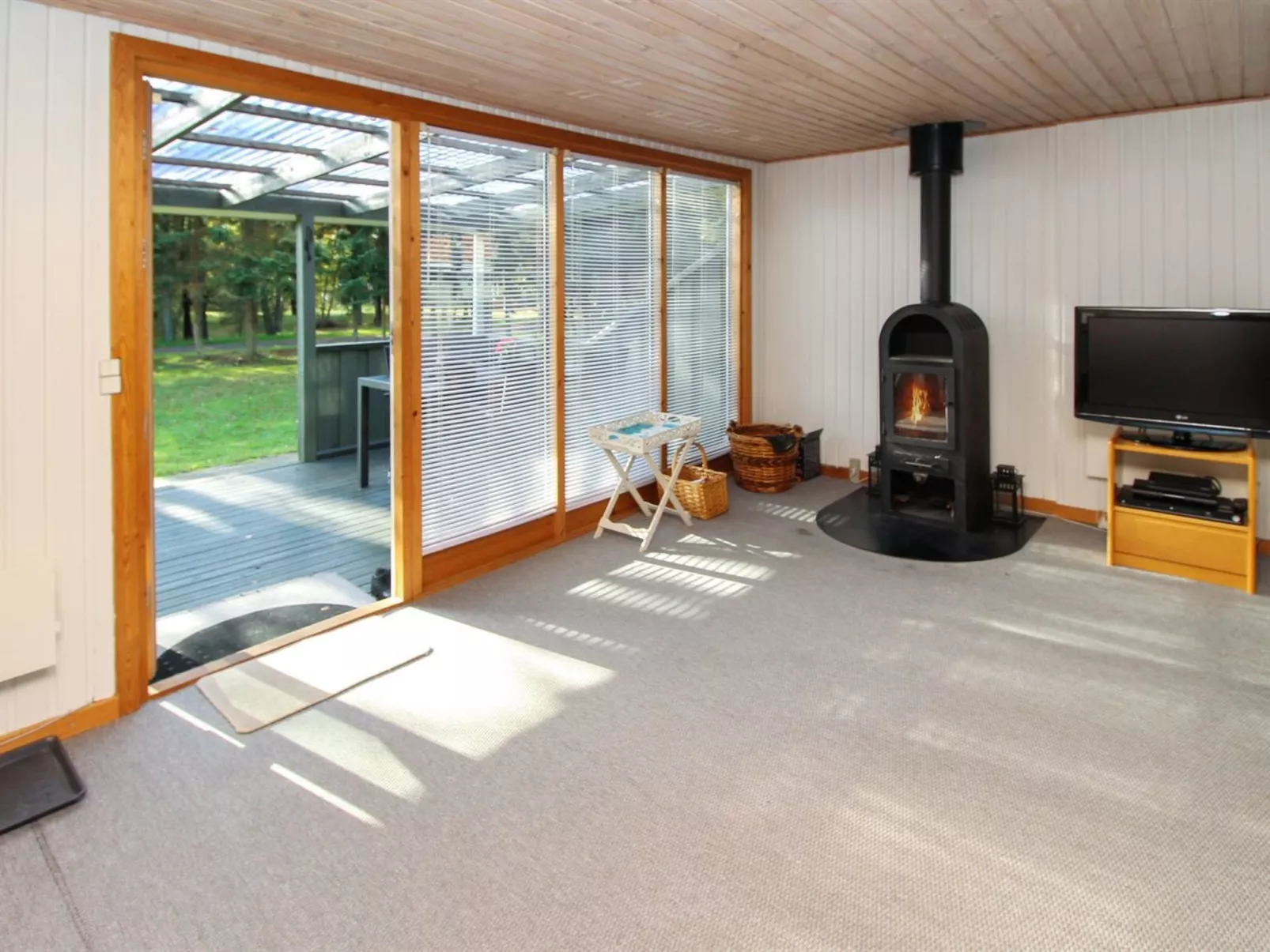"Ketildor" - 100m from the sea-Drinnen
