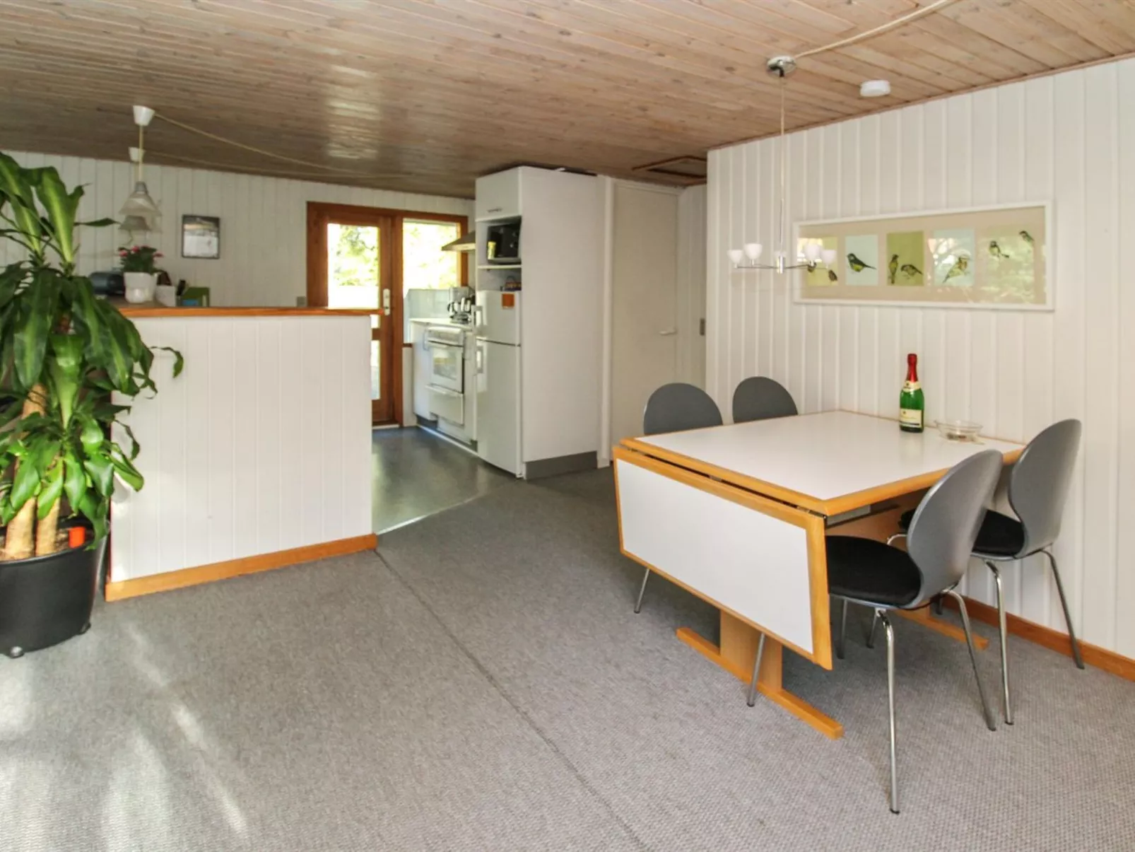 "Ketildor" - 100m from the sea-Drinnen