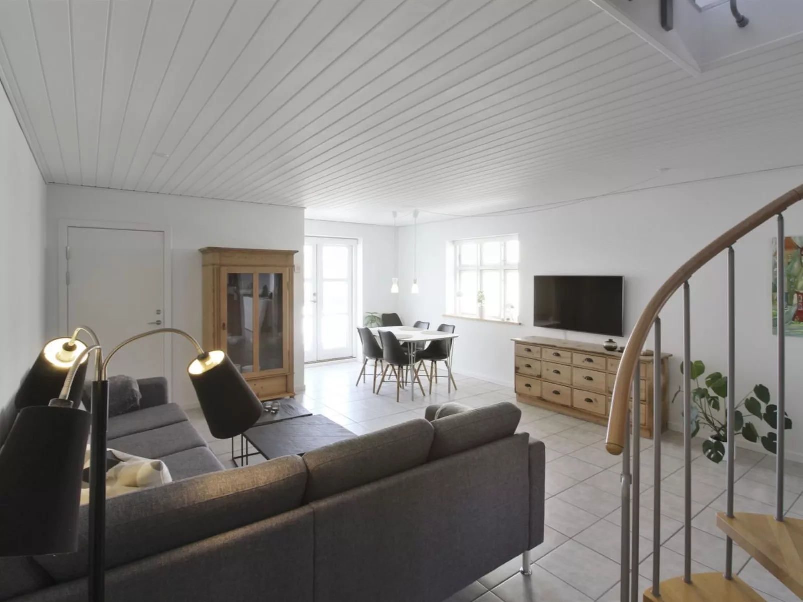 "Marieke" - 50m from the sea-Inside