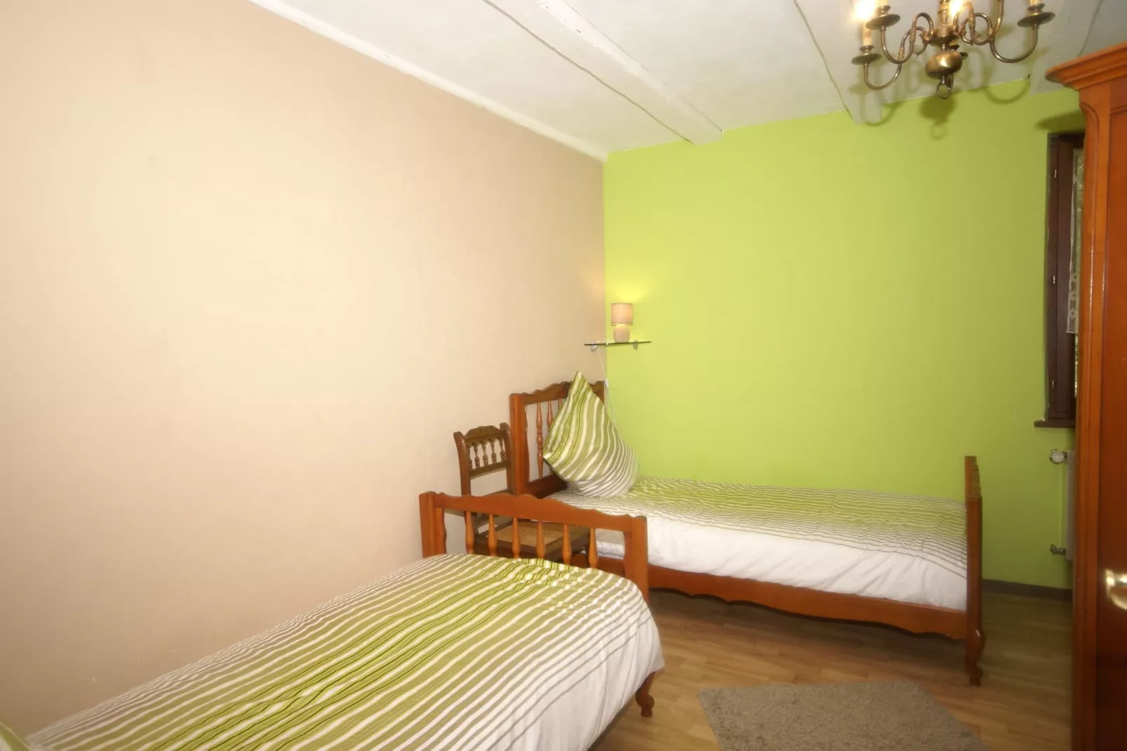 La Schwingmuhle-Bedroom
