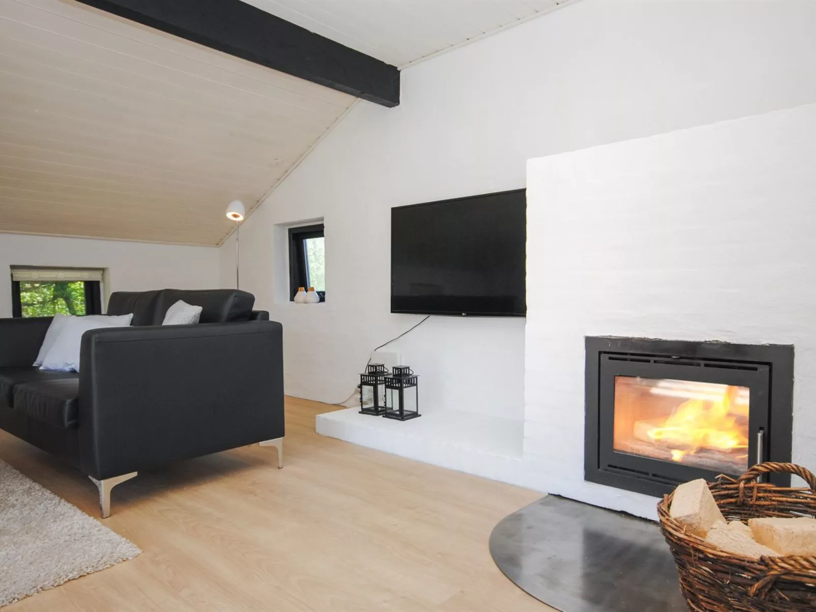 "Duco" - 300m from the sea-Inside