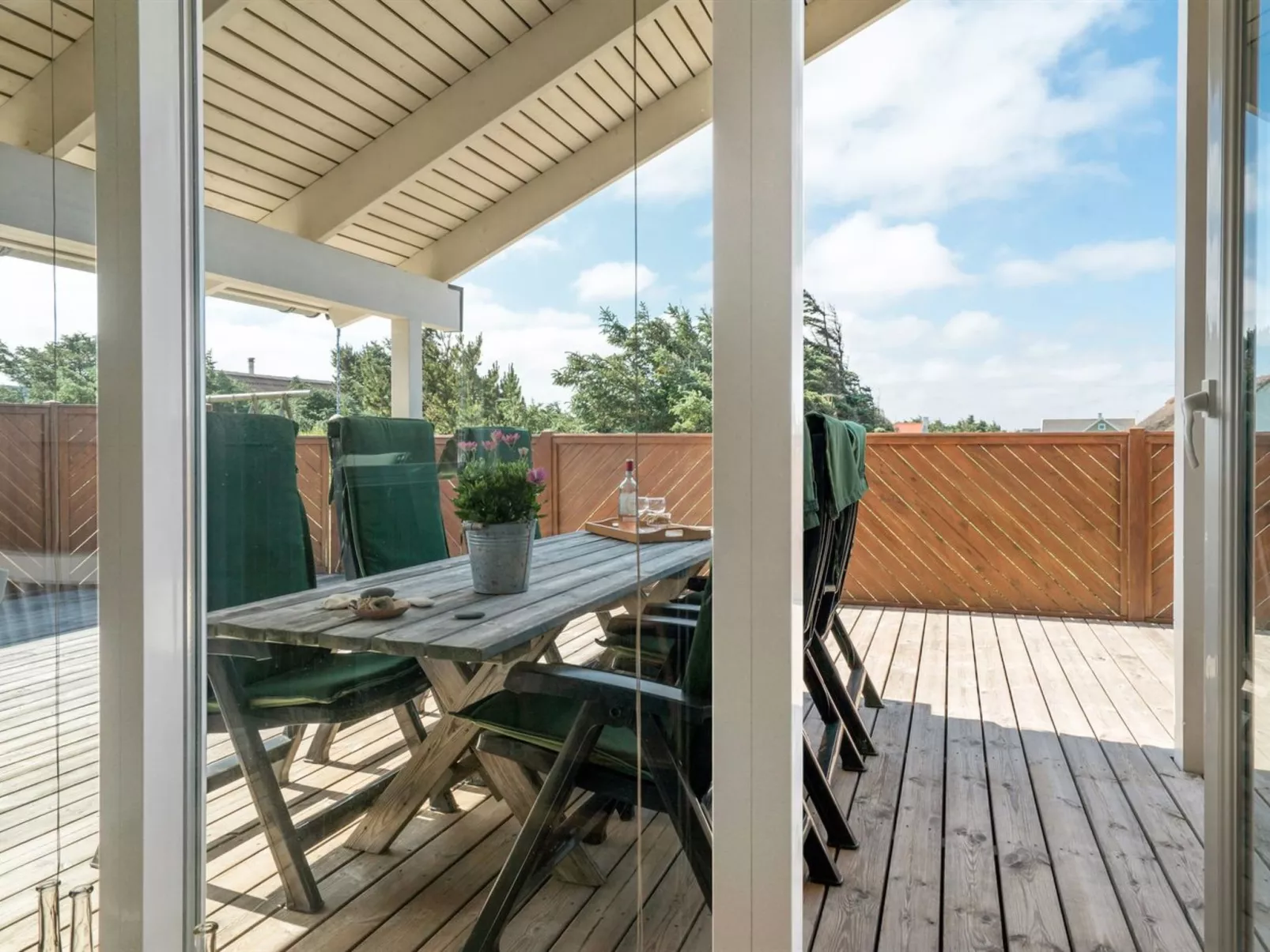 "Horsten" - 350m from the sea-Outside