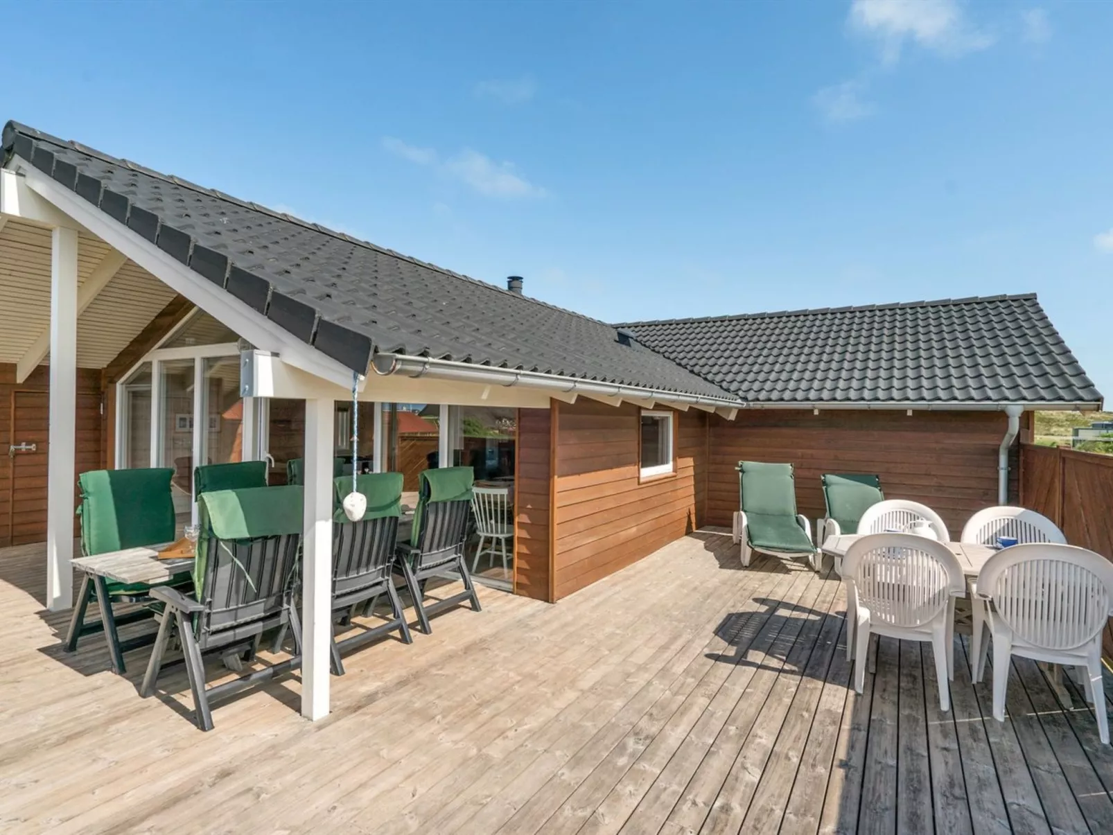 "Horsten" - 350m from the sea-Outside