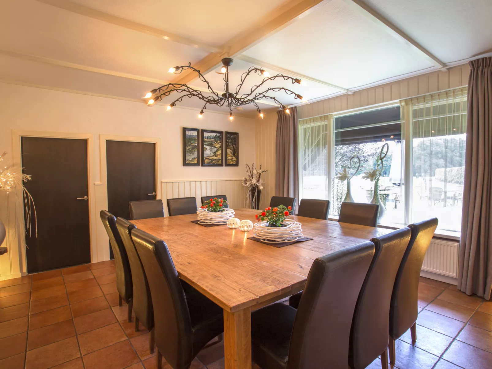 Familieboerderij-Dedans
