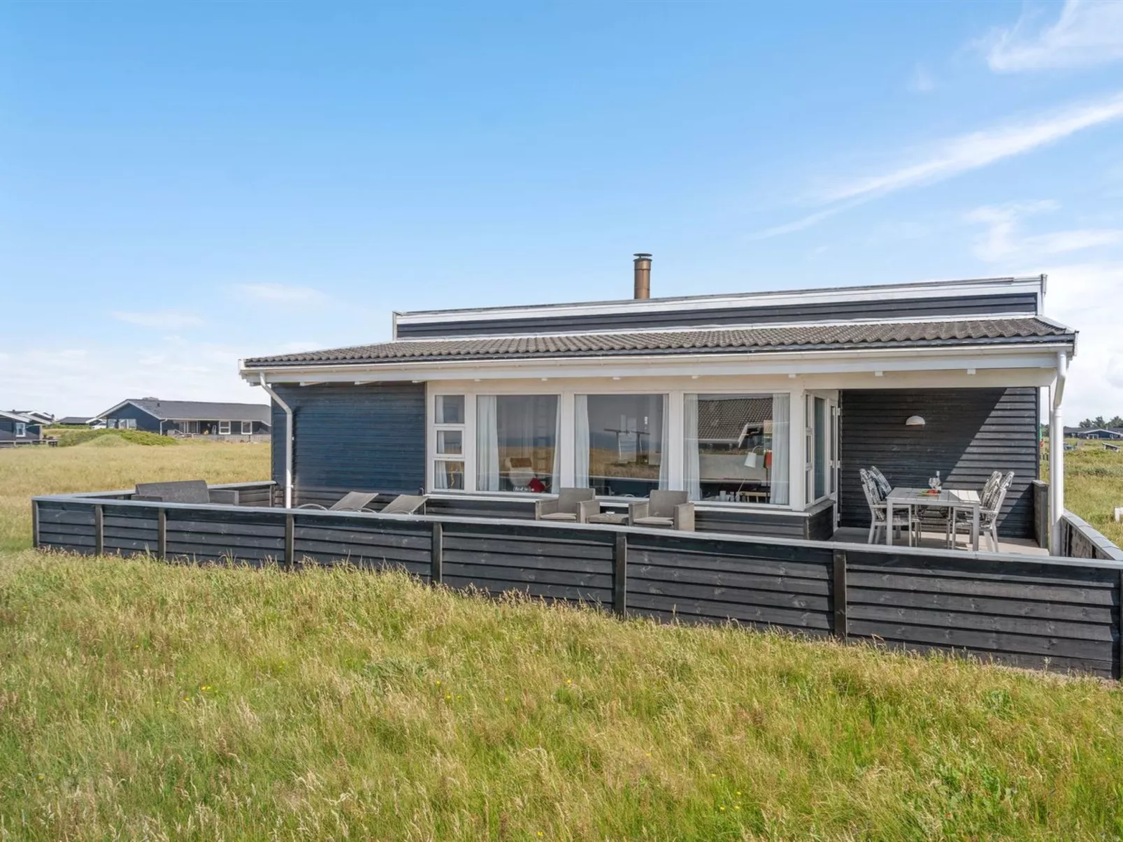 "Dyri" - 75m from the sea-Outside