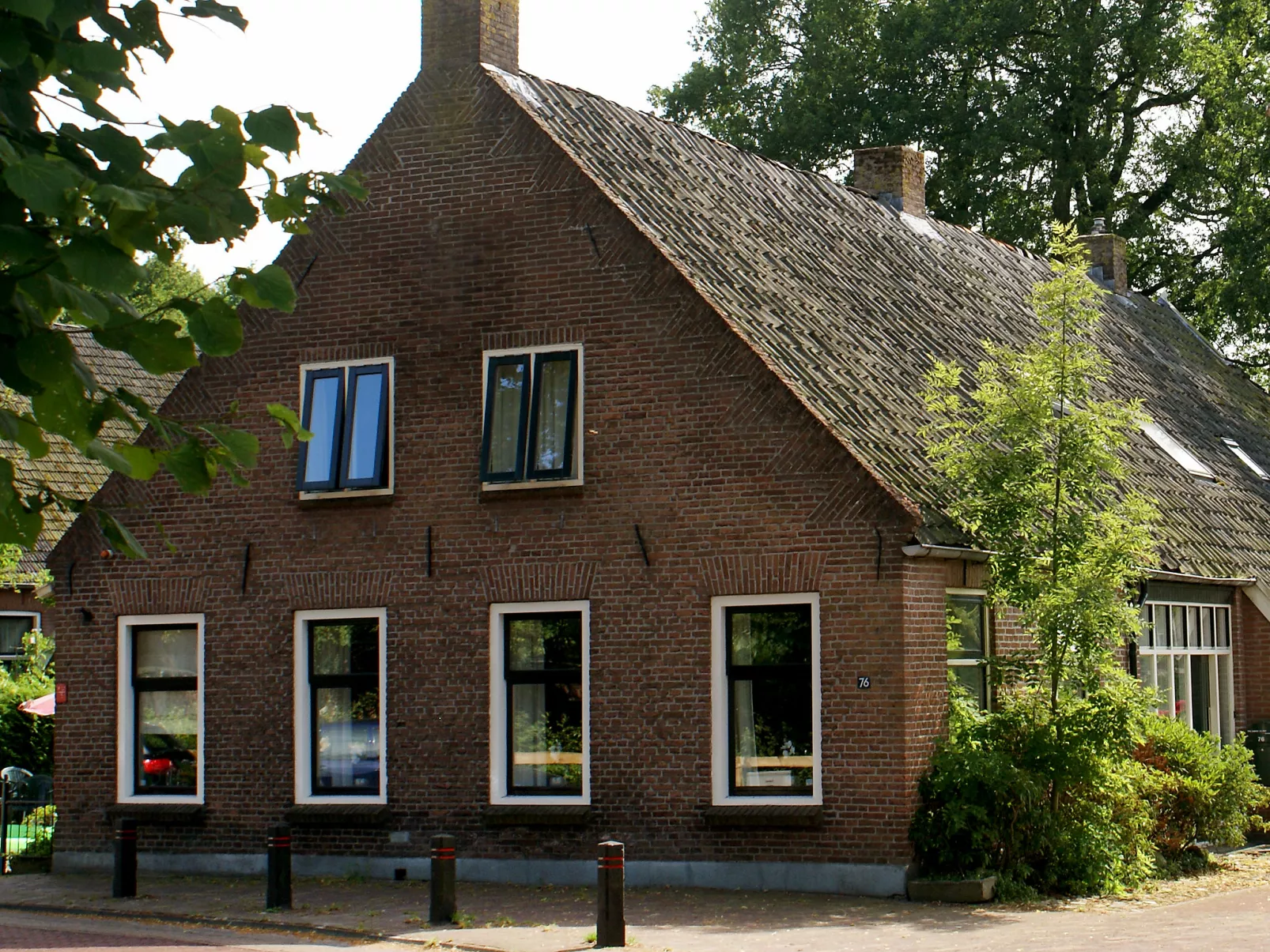 Onder De Eiken-Outside