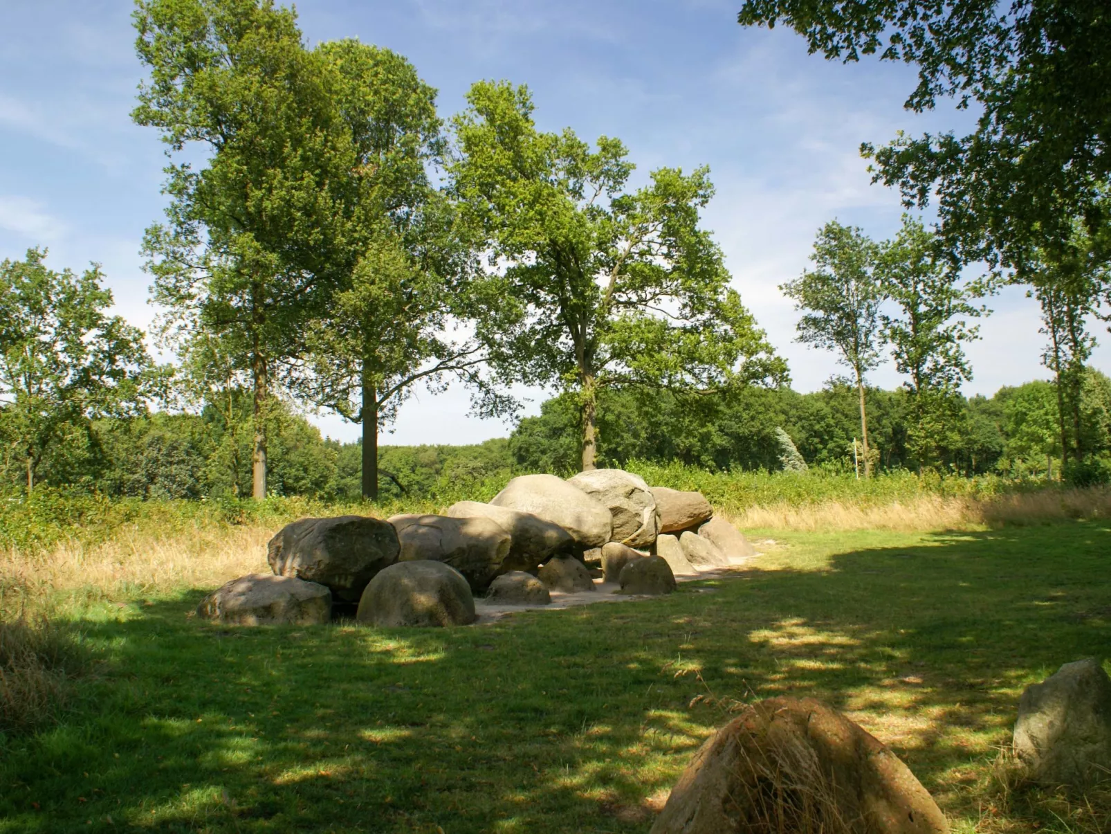 Onder De Eiken-Outside