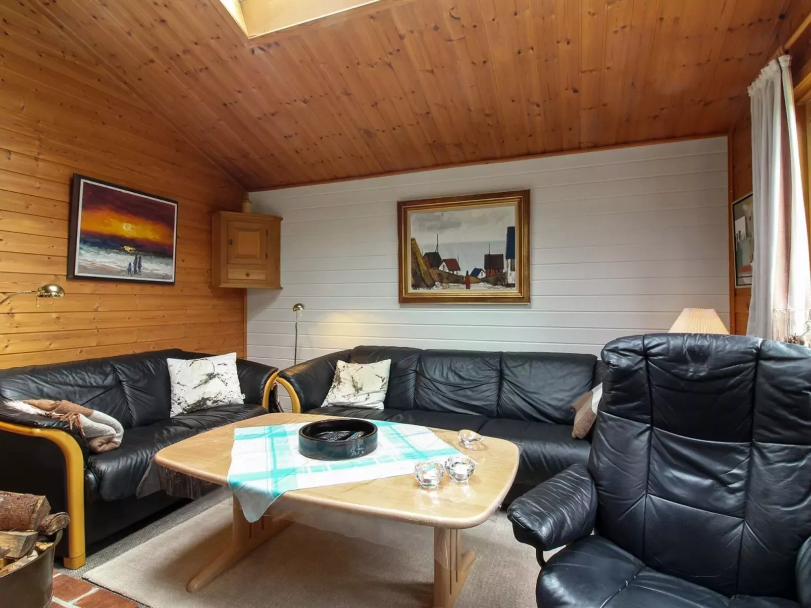 "Ele" - 900m from the sea-Inside