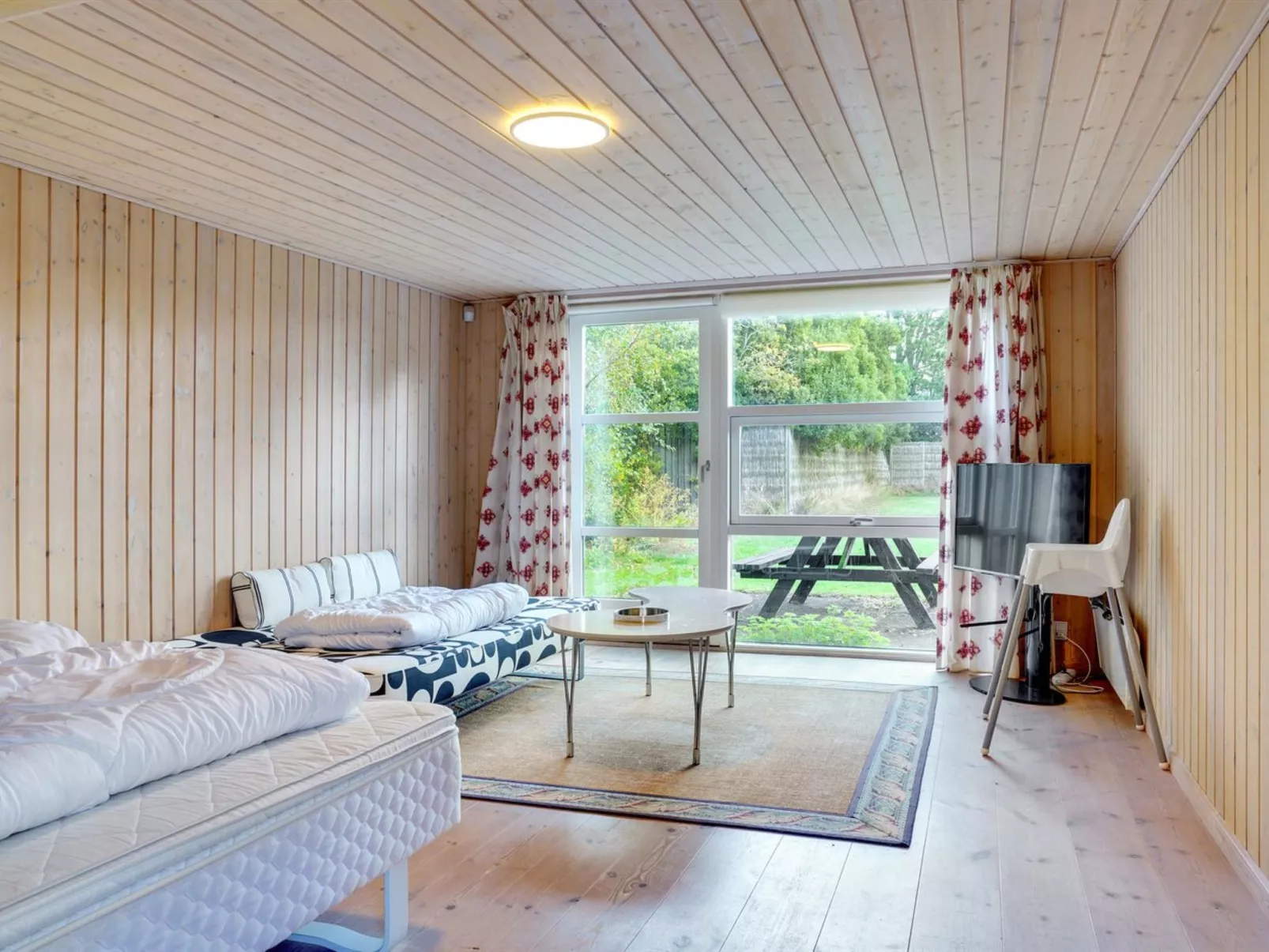"Fay" - 25m from the sea-Inside