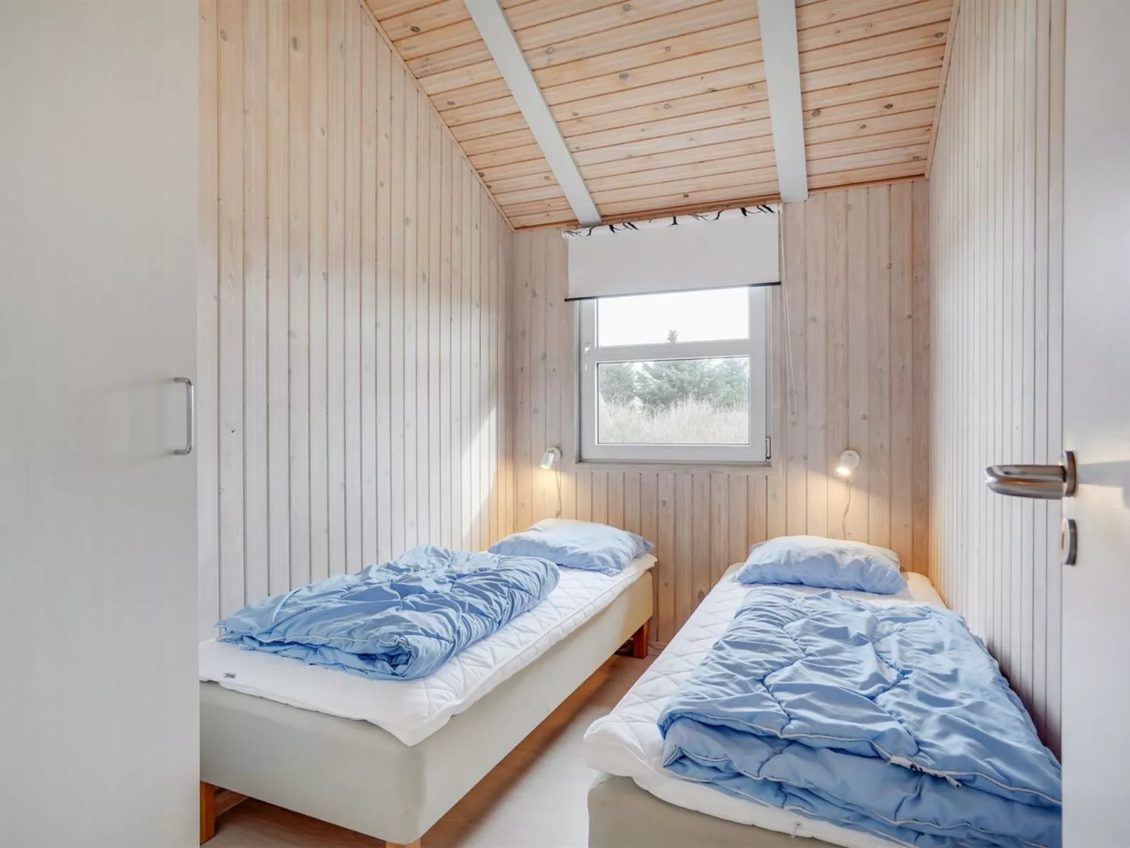 "Midja" - 800m from the sea-Inside