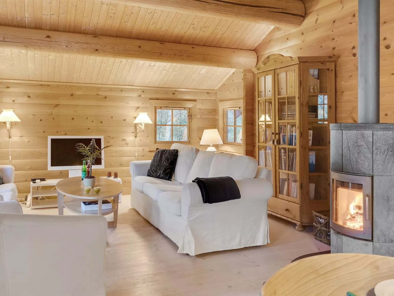 "Nanya" - 225m from the sea-Inside