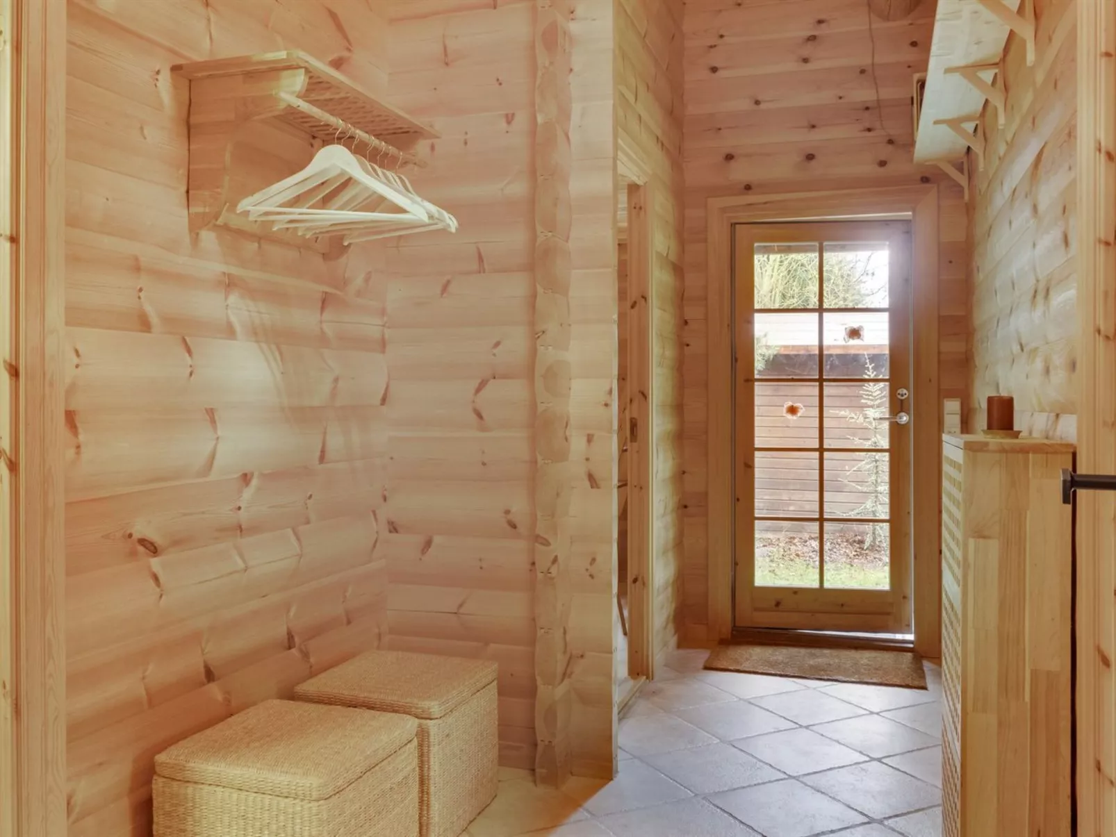 "Nanya" - 225m from the sea-Inside