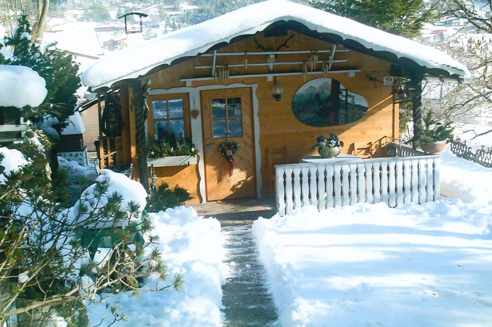Singer-Exterior winter