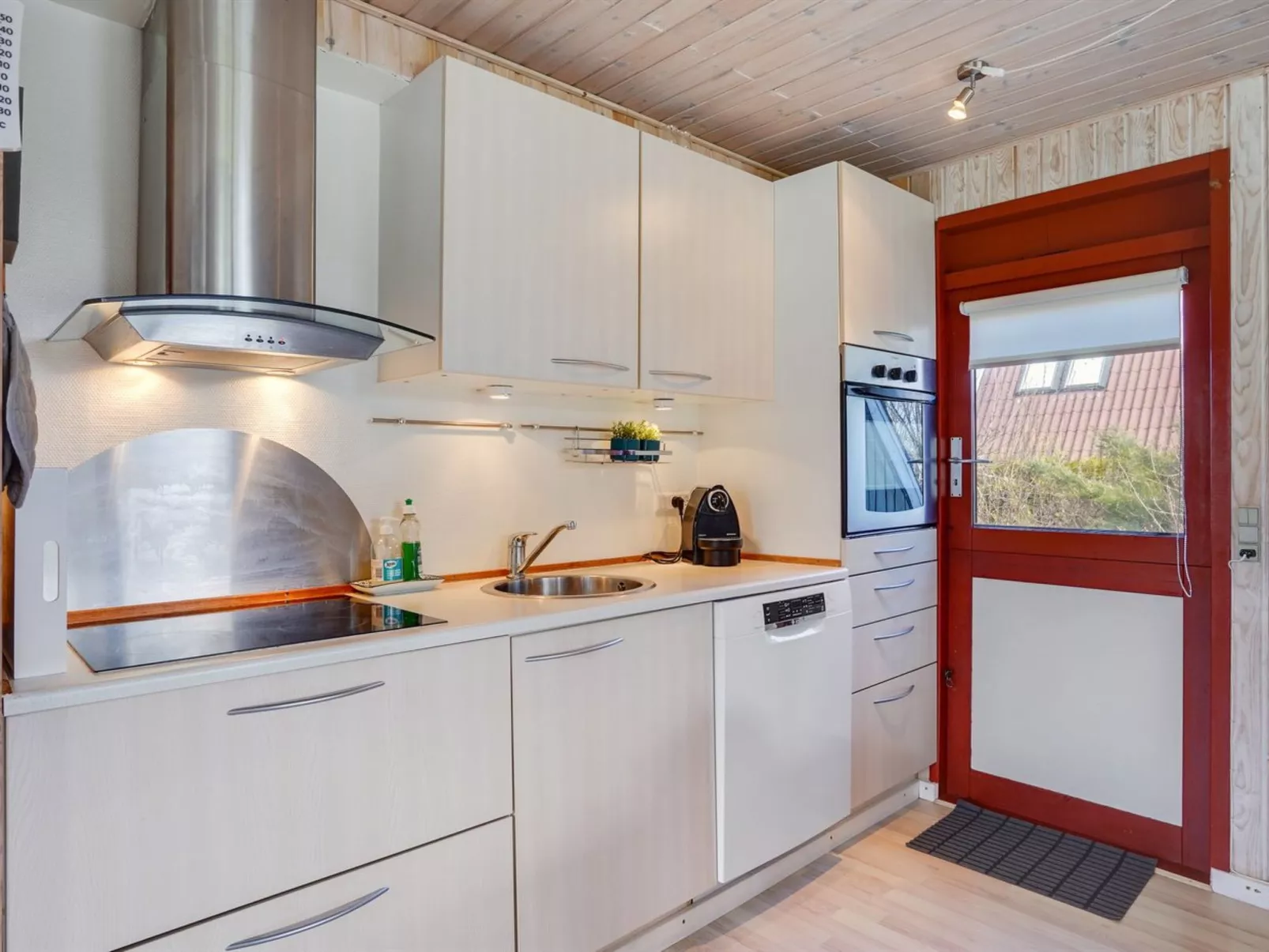 "Golubinka" - 500m from the sea-Inside