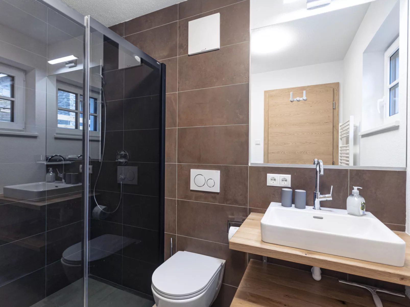 Premium # 1A mit Sauna-Inside