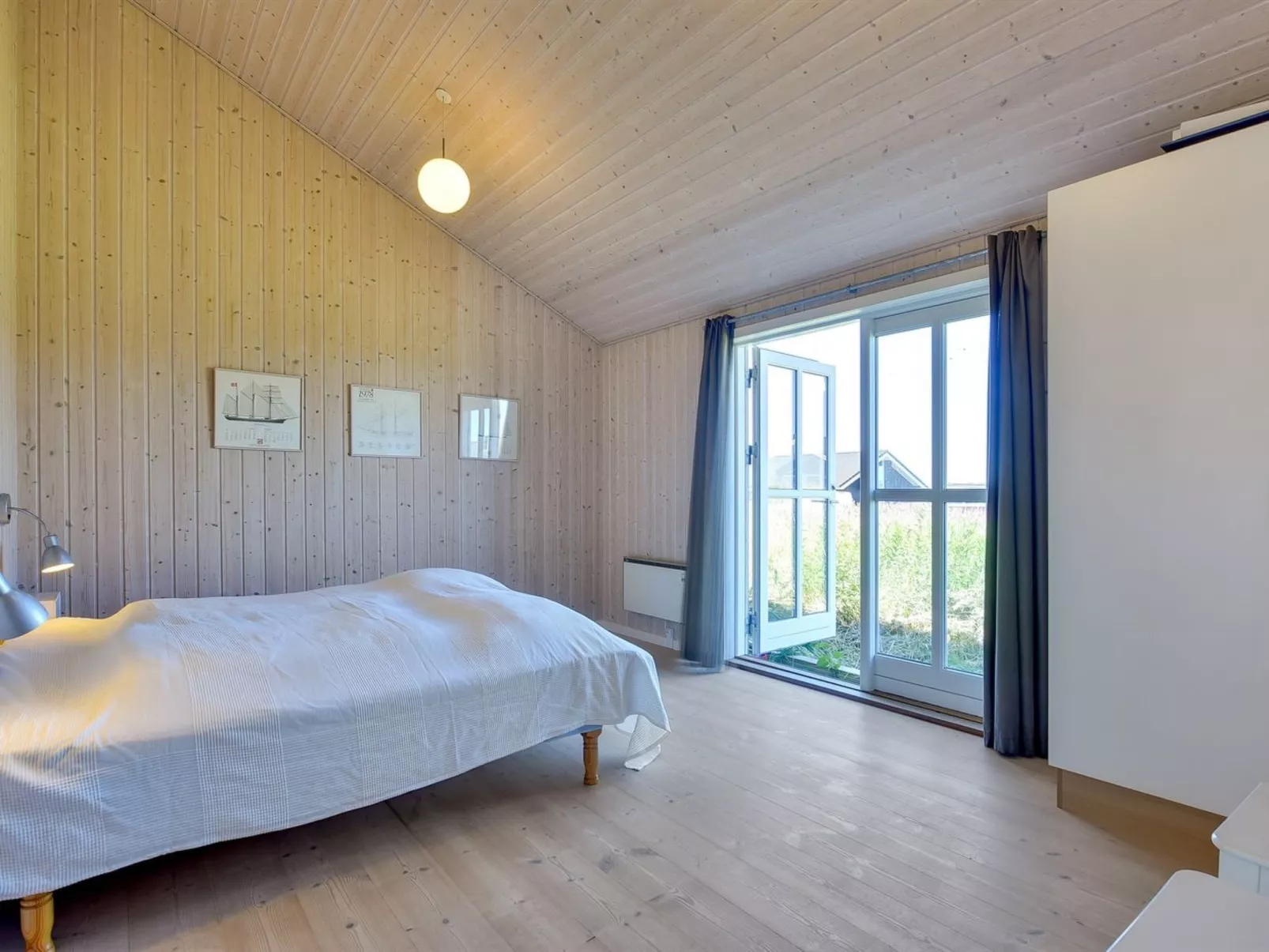 "Dorethea" - 300m from the sea-Outside