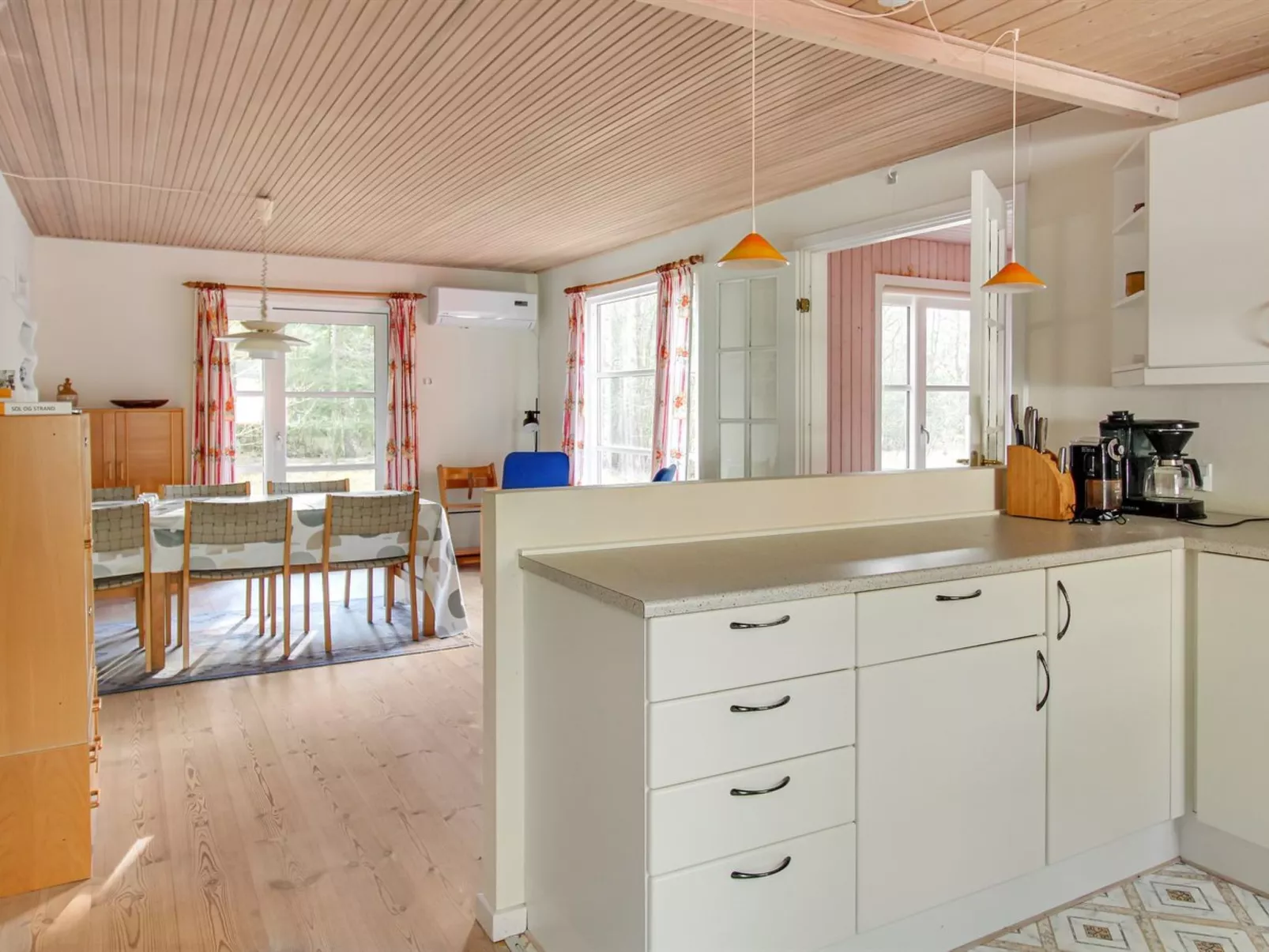 "Majken" - 300m from the sea-Inside