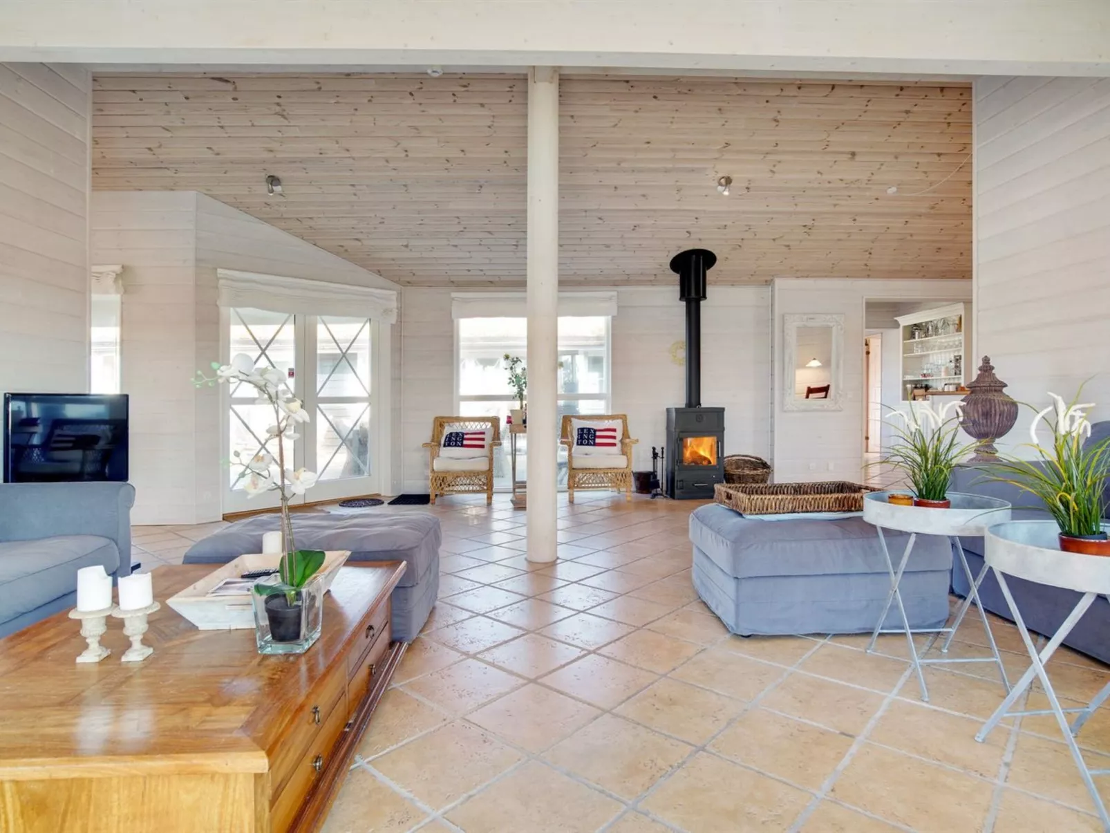 "Rima" - 200m from the sea-Inside