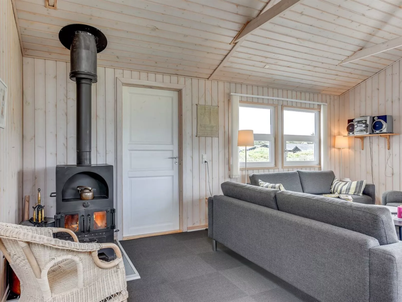 "Ingborg" - 150m from the sea-Inside