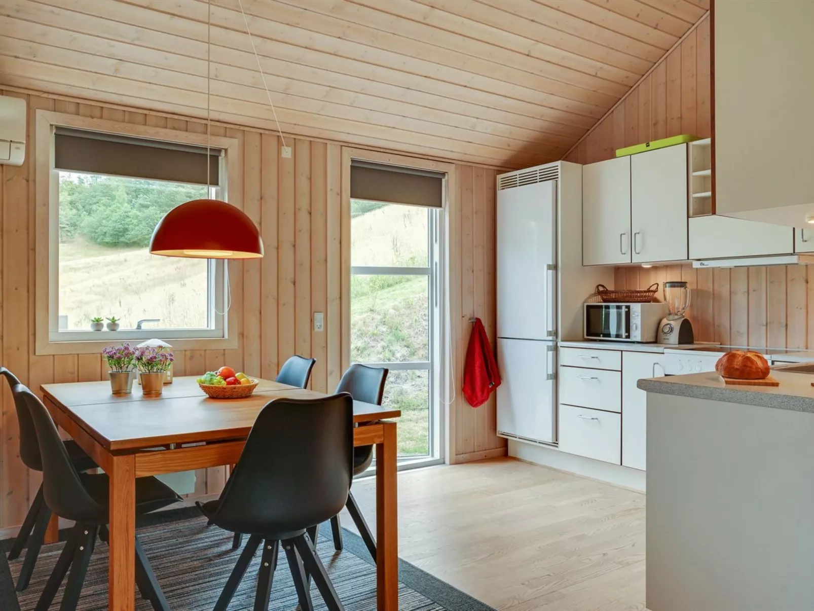 "Benno" - 2.1km from the sea-Inside