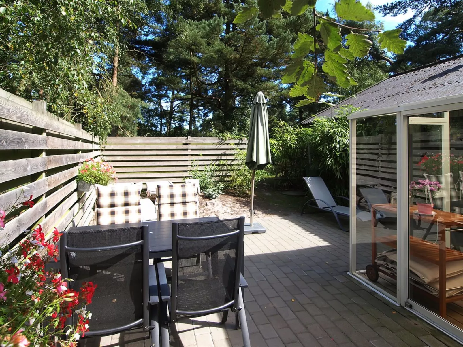 "Ellinor" - 300m from the sea-Dehors
