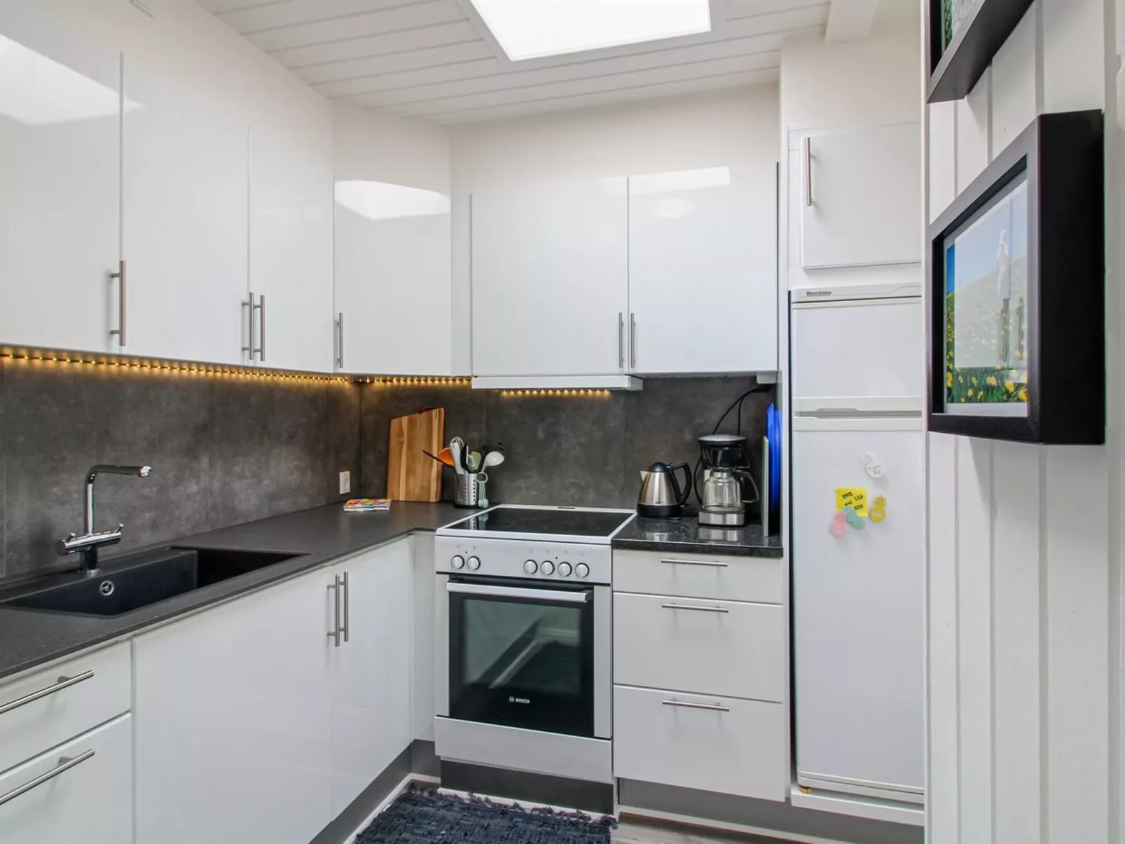 "Clemence" - 900m from the sea-Inside