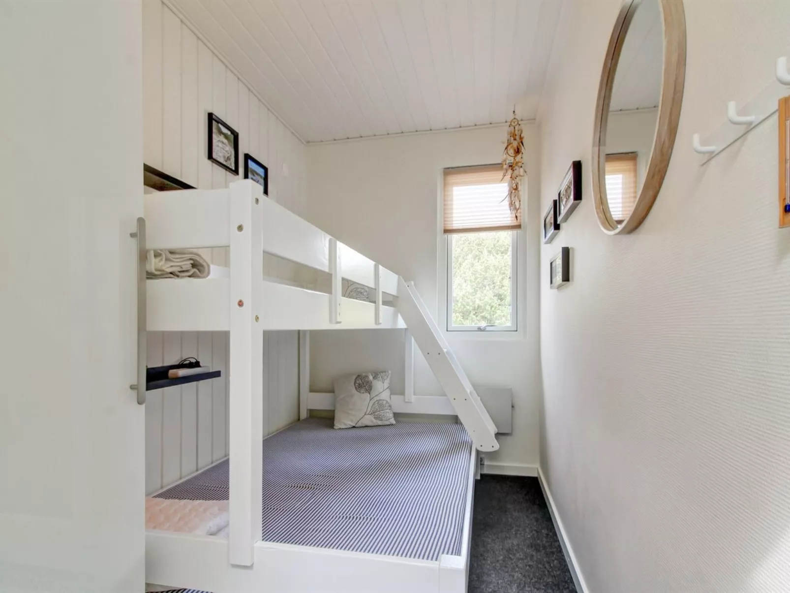 "Clemence" - 900m from the sea-Inside