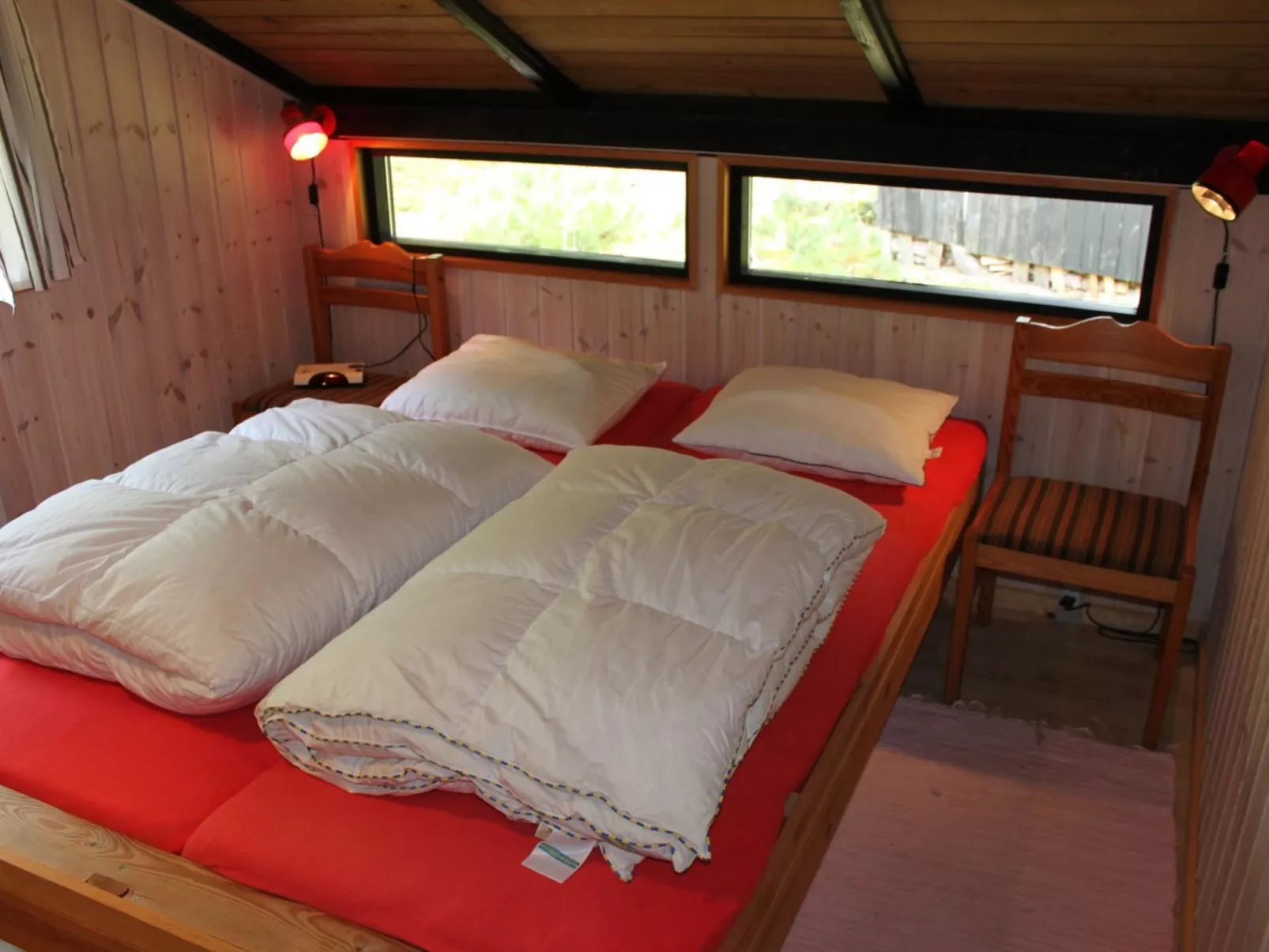 "Elfrieda" - 1.6km from the sea-Inside