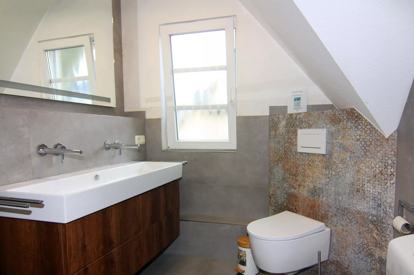 DHH Dünenhaus I links DHH-Salle de bain