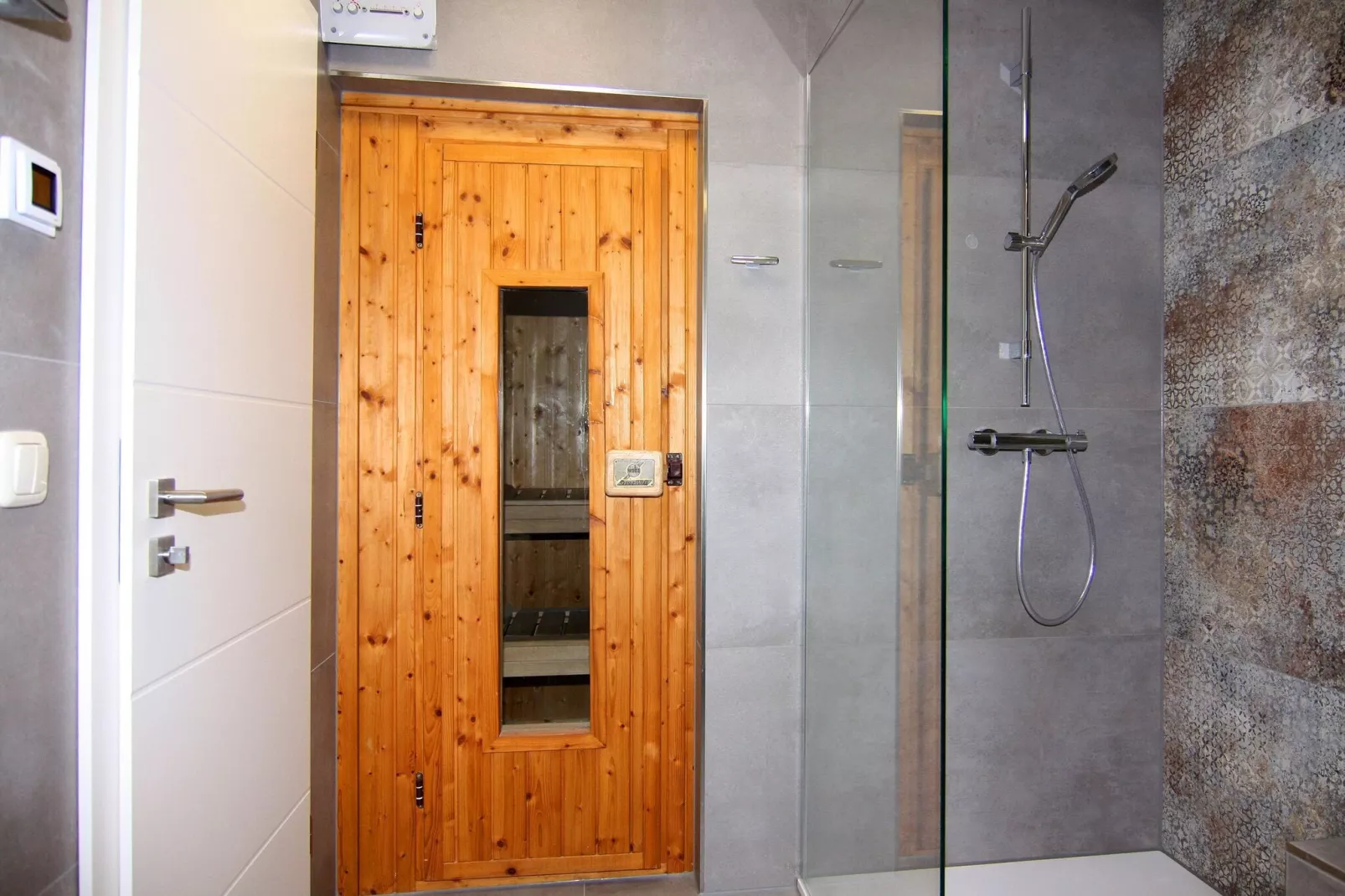 DHH Dünenhaus I links DHH-Salle de bain
