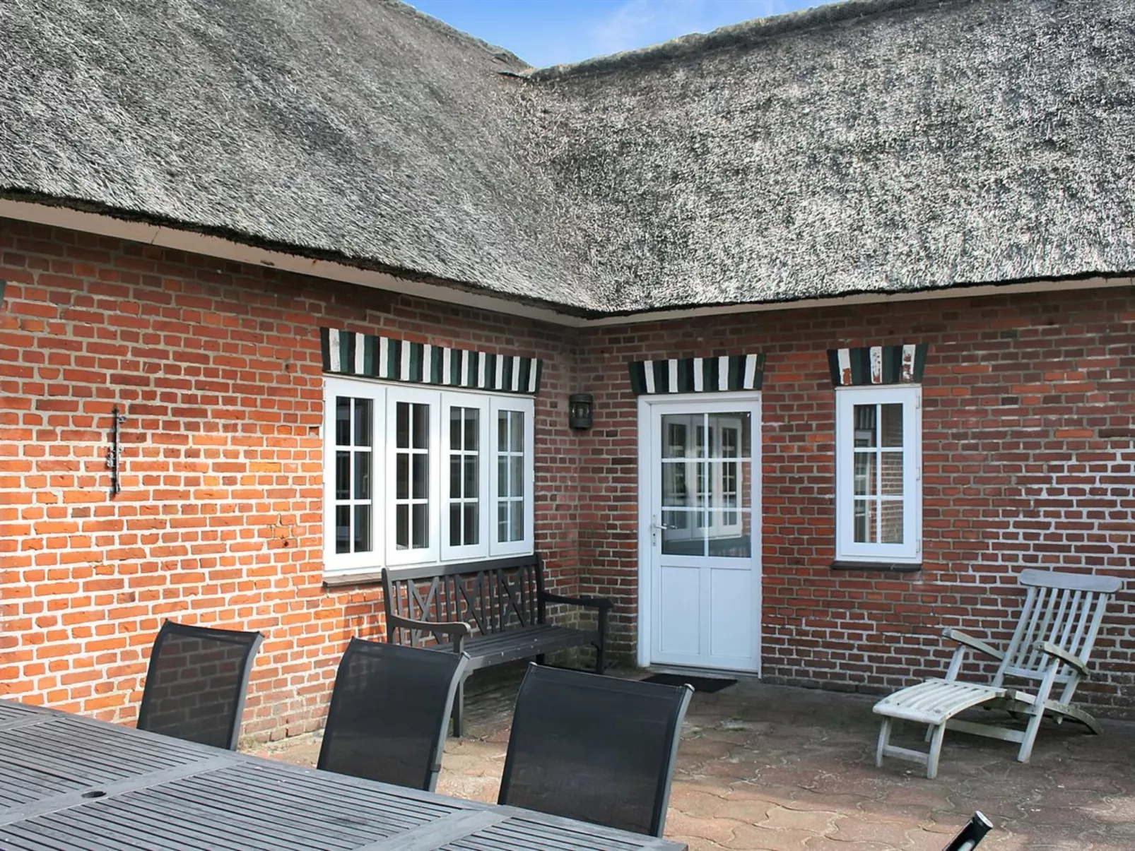 "Katerina" - 100m from the sea-Outside
