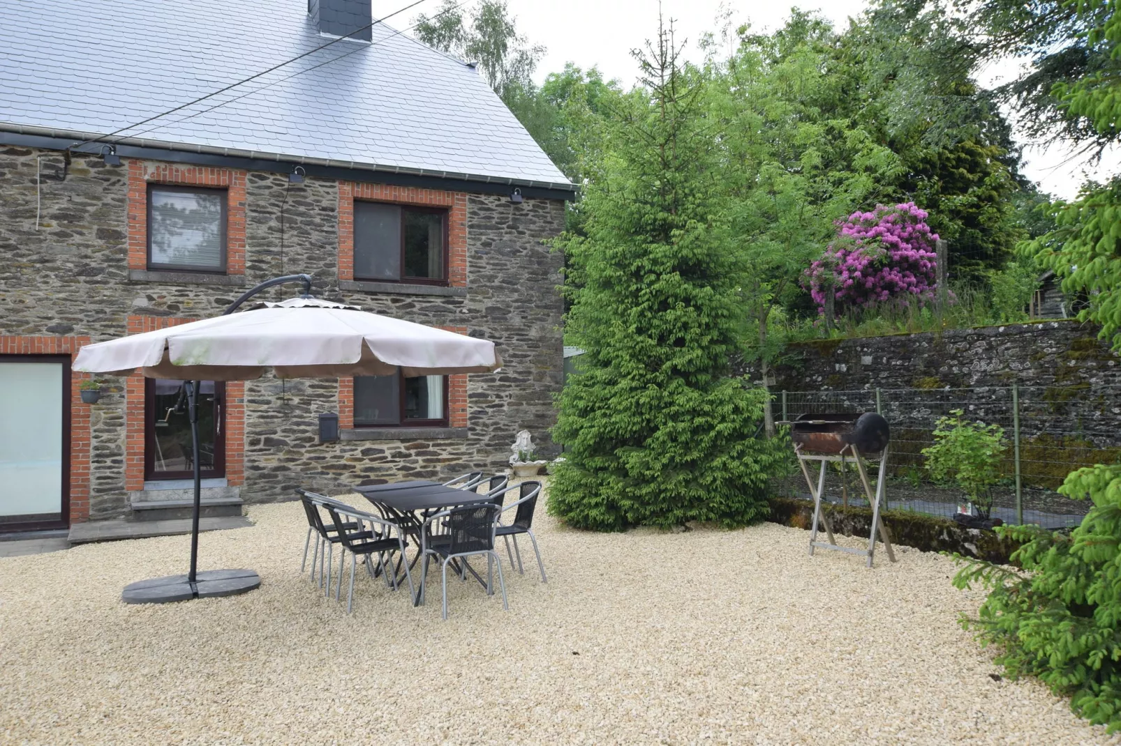 Maquis du cerf-Gardens summer