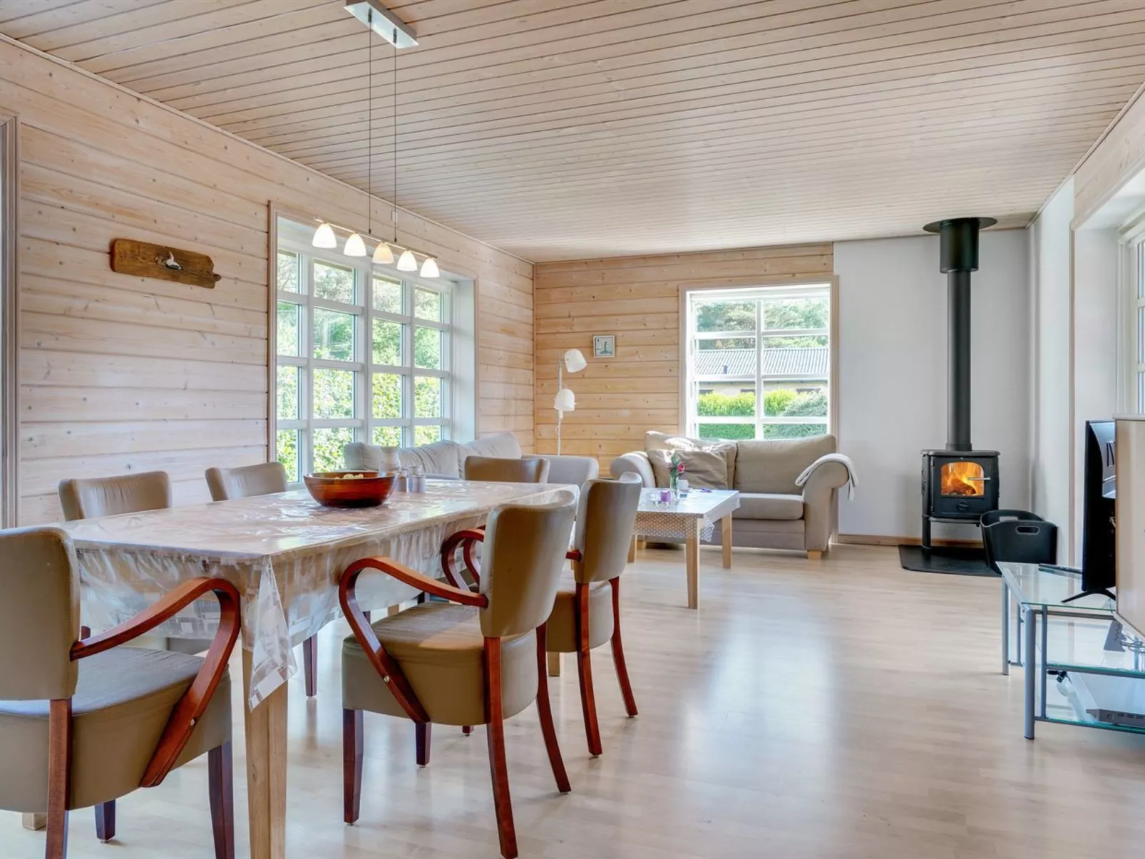 "Brigitta" - 1.5km from the sea-Inside