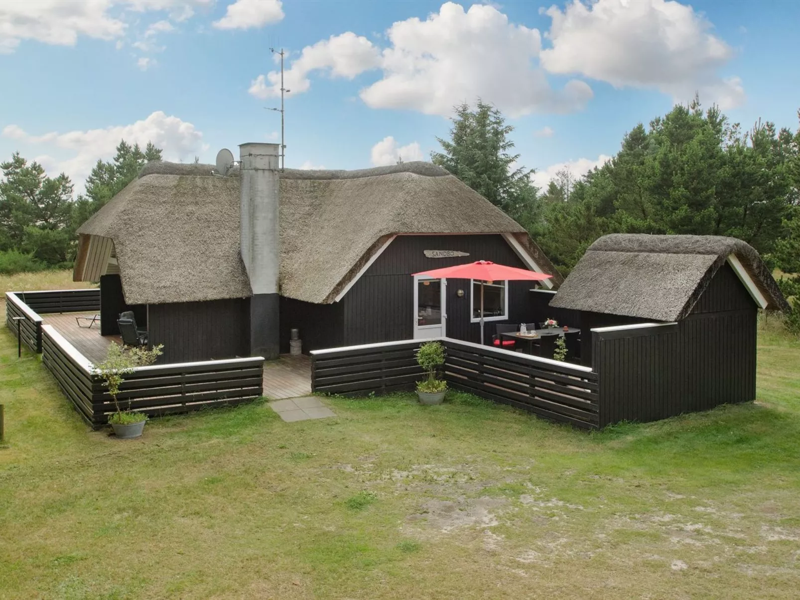 "Patrik" - 1.4km from the sea-Outside