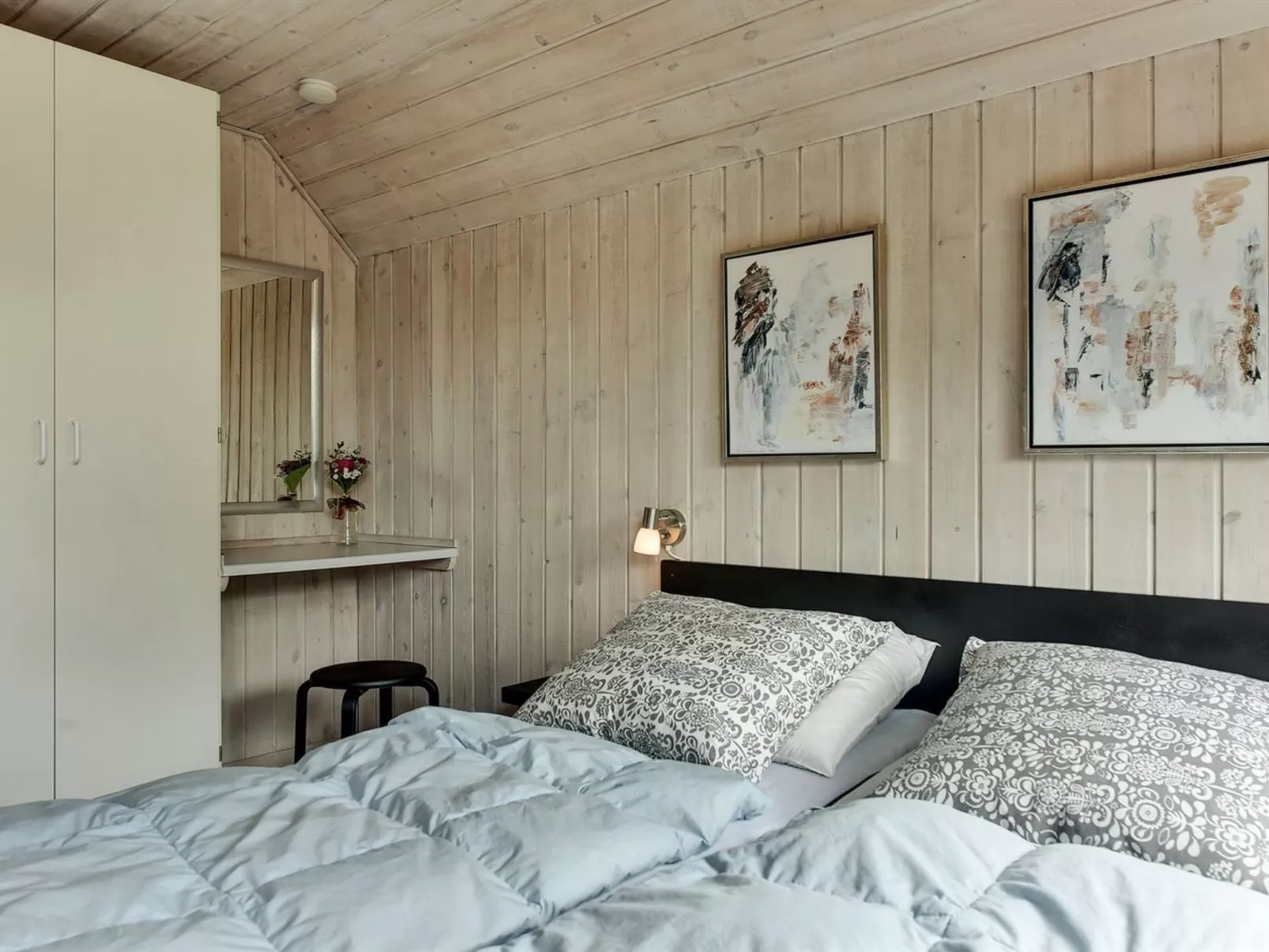 "Patrik" - 1.4km from the sea-Inside