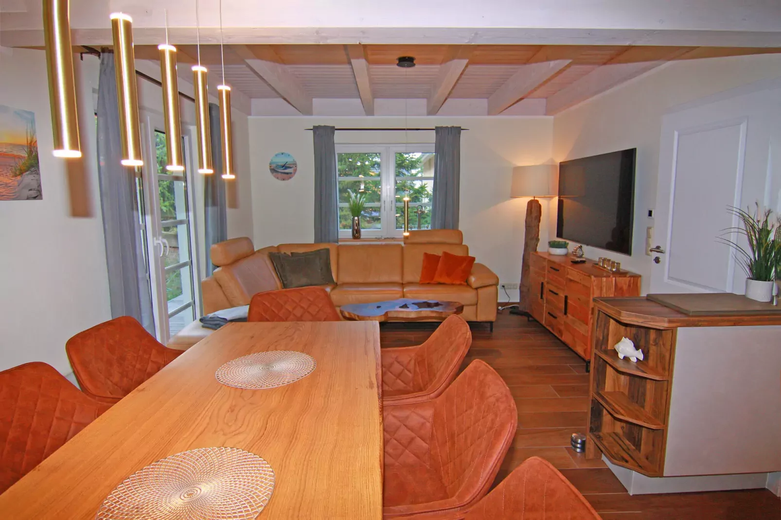DHH Dünenhaus II rechts-Dining room