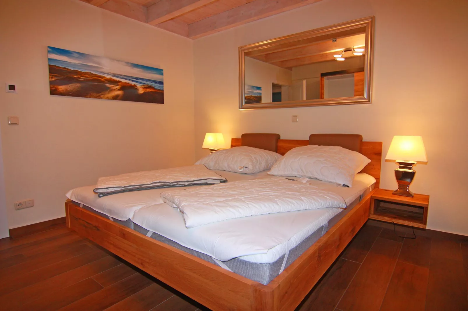 DHH Dünenhaus II rechts-Bedroom