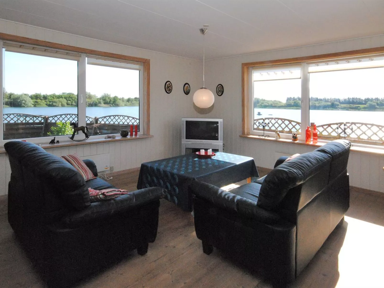 "Alvira" - 8km to the inlet-Inside