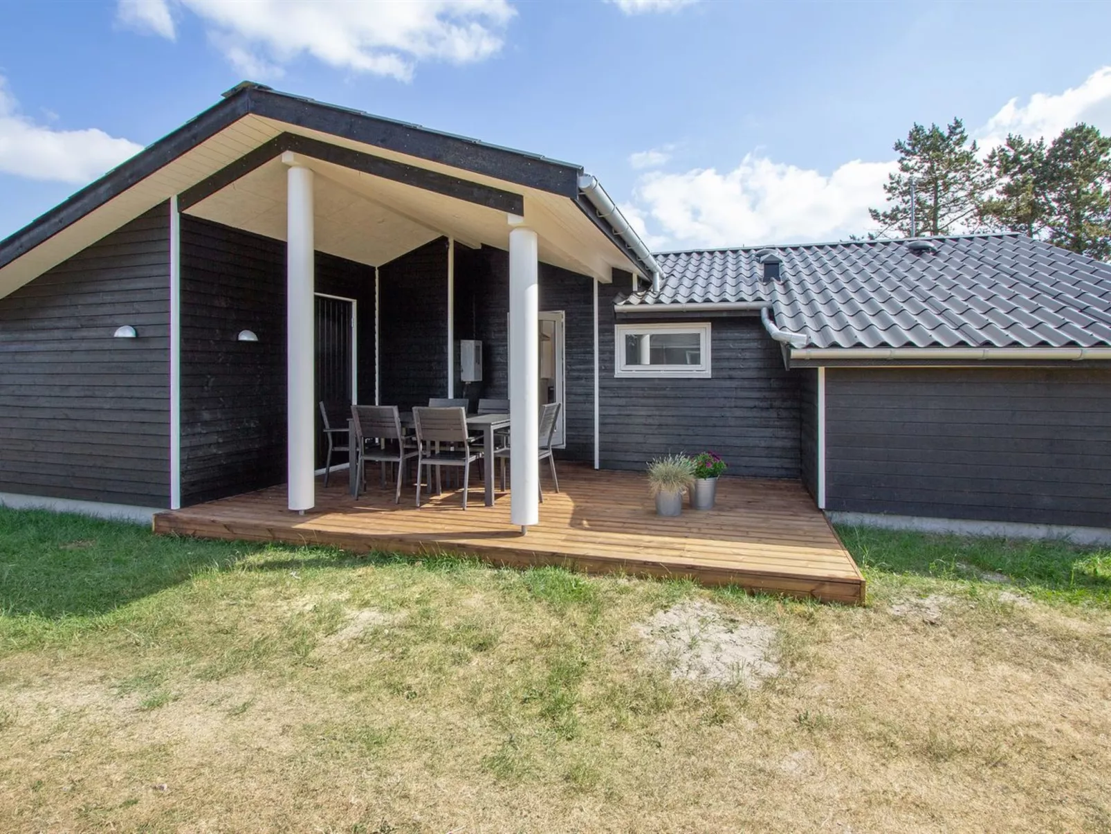 "Eilert" - 250m from the sea-Outside