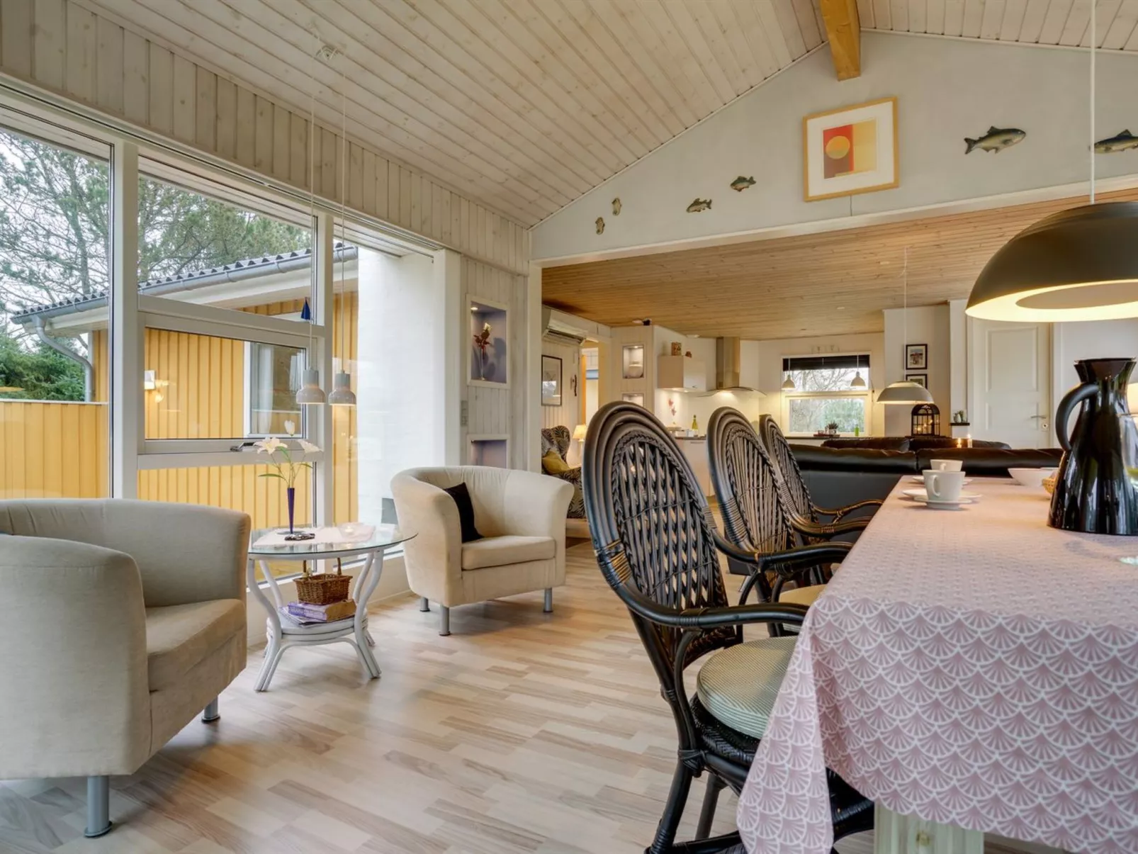 "Nico" - 1.1km from the sea-Inside
