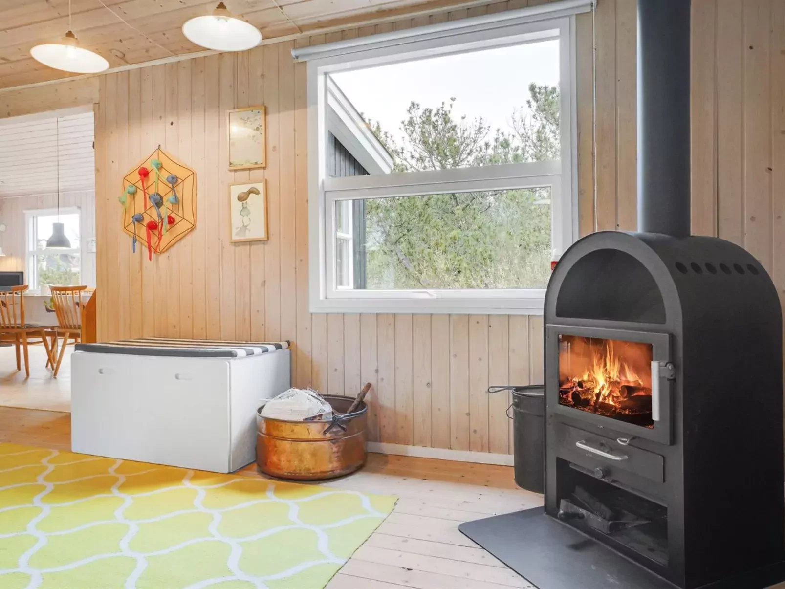 "Eroll" - 1.8km from the sea-Inside