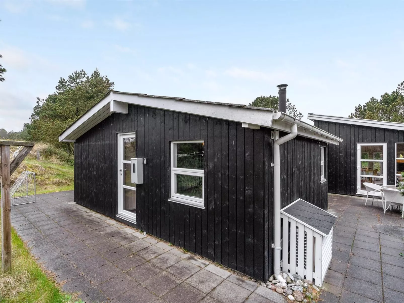 "Eroll" - 1.8km from the sea-Outside