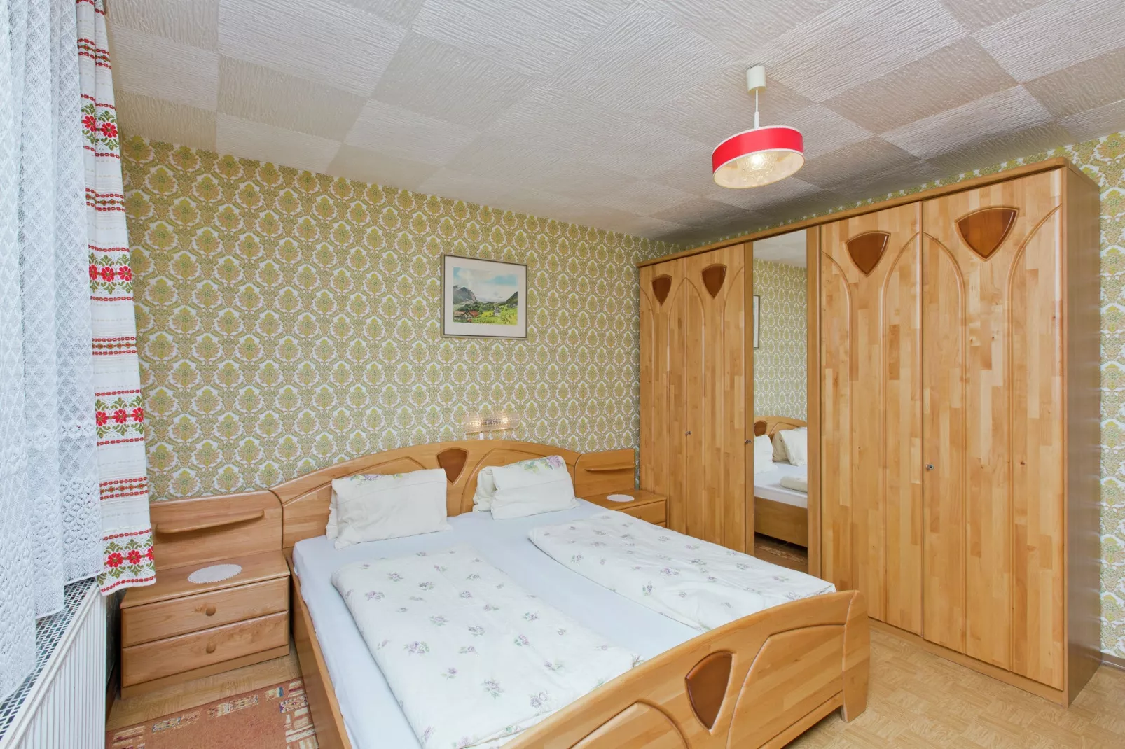 Neururer-Bedroom