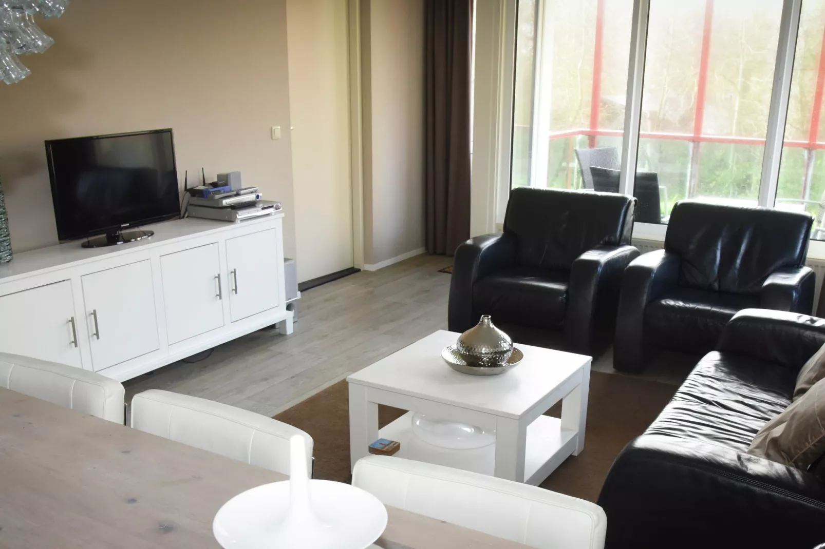 Residentie Californië 9-Salon